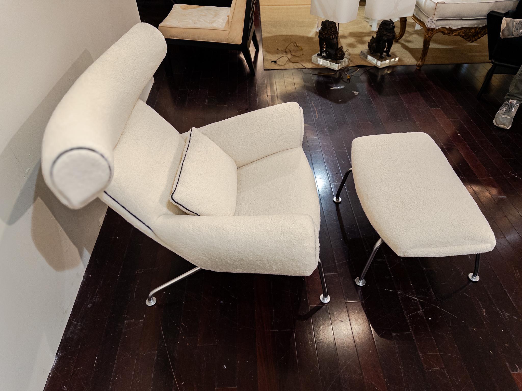 Hans Wegner Ox Chair and Ottoman In Good Condition For Sale In Houston, TX