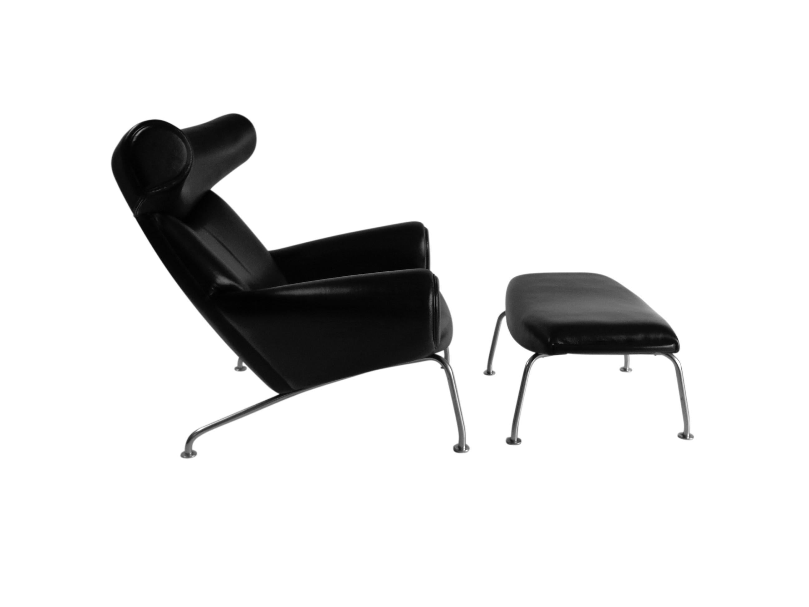 Scandinavian Modern Hans Wegner Ox Lounge Chair AP 46 and Ottoman AP 49 by AP Stolen, Denmark 1960s For Sale