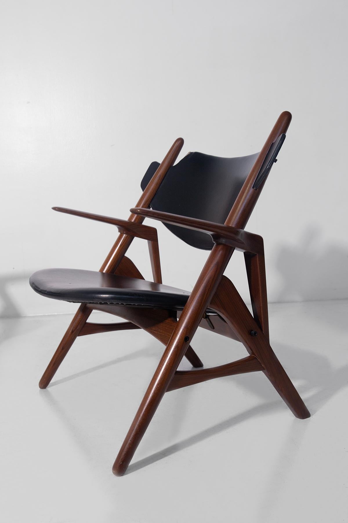 Hans Wegner pair of rare armchairs for DE PADOVA in black skay in vendita 3