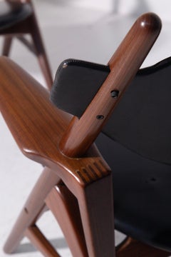 Hans Wegner pair of rare armchairs for DE PADOVA in black skay