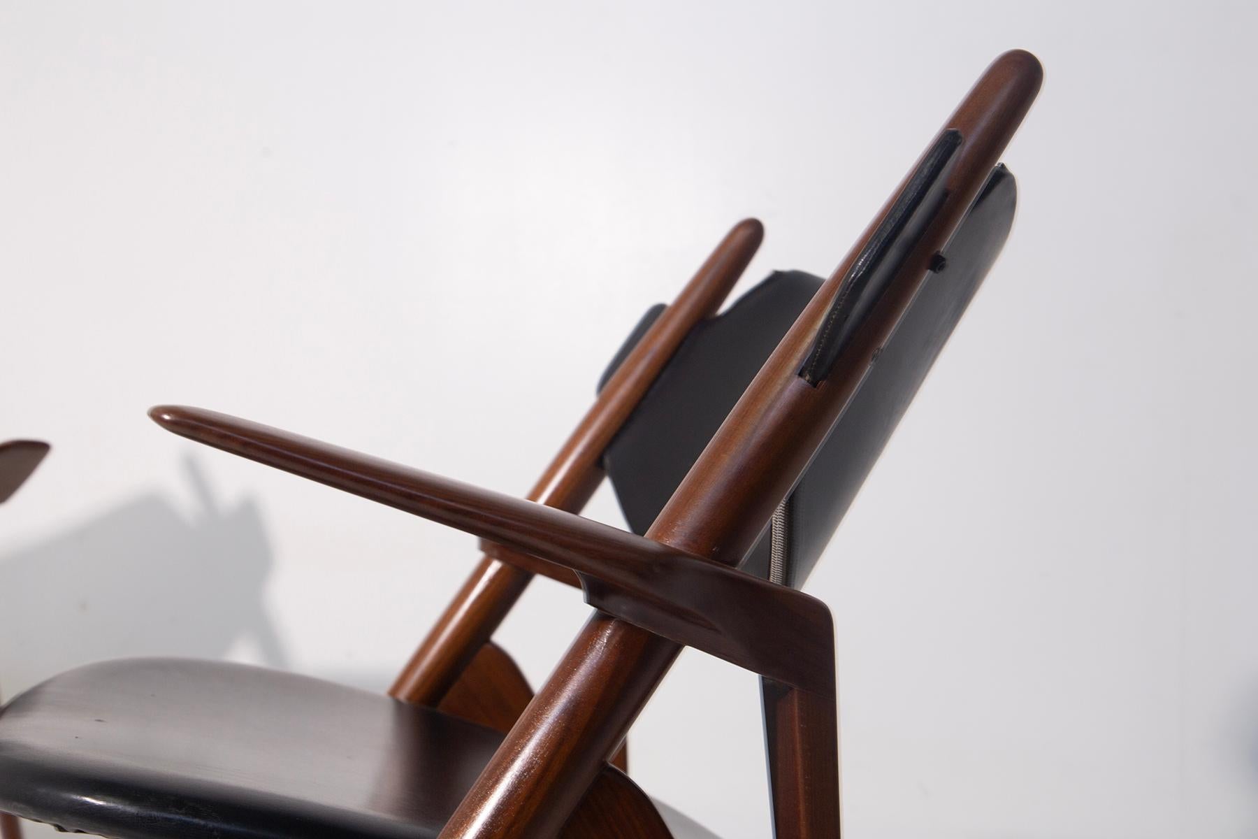 Mid-20th Century Hans Wegner pair of rare armchairs for DE PADOVA in black skay in vendita