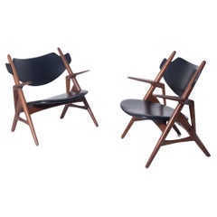 Hans Wegner pair of rare armchairs for DE PADOVA in black skay