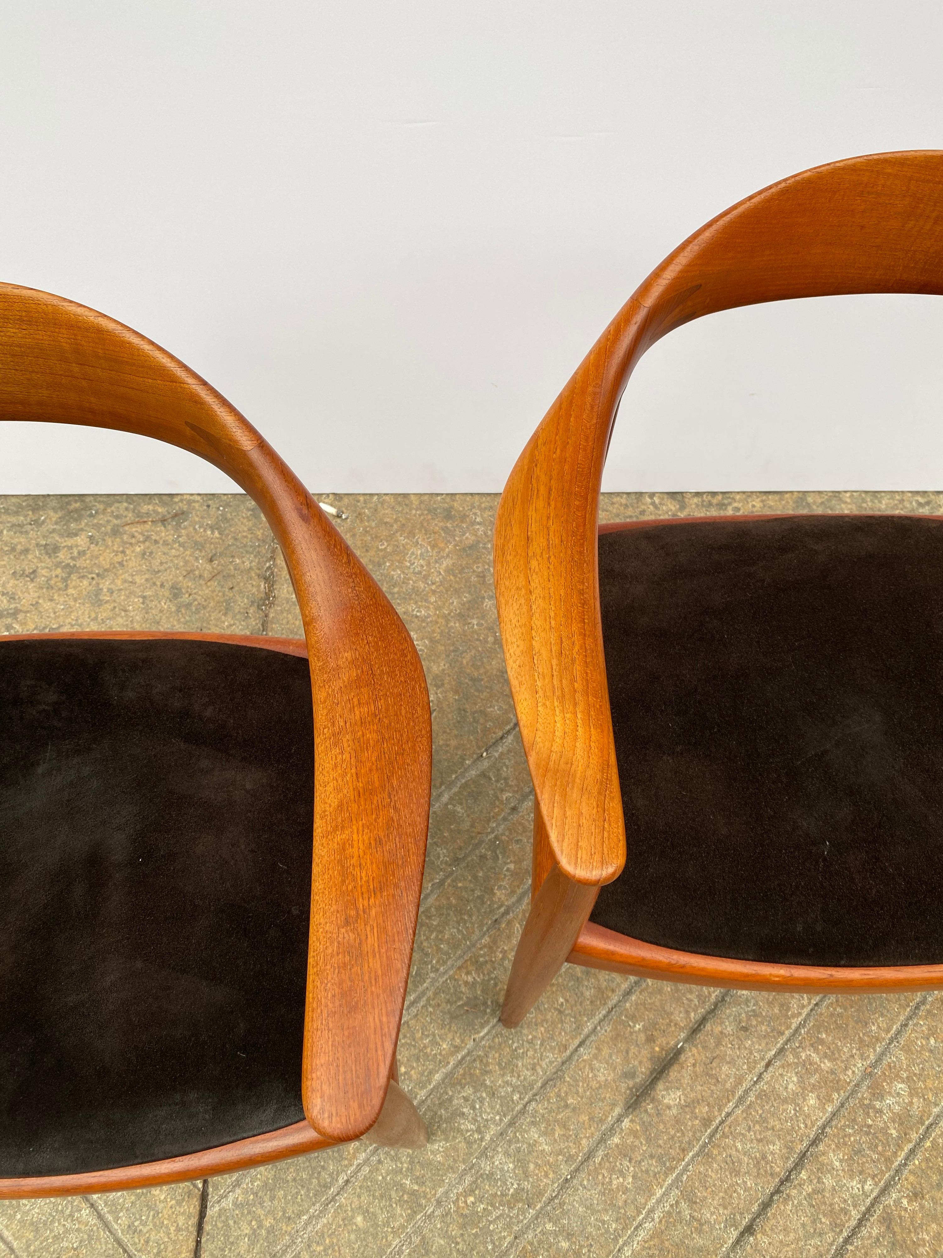 Teak Hans Wegner Pair of Round Chairs/ “The Chair” for Johannes Hansen