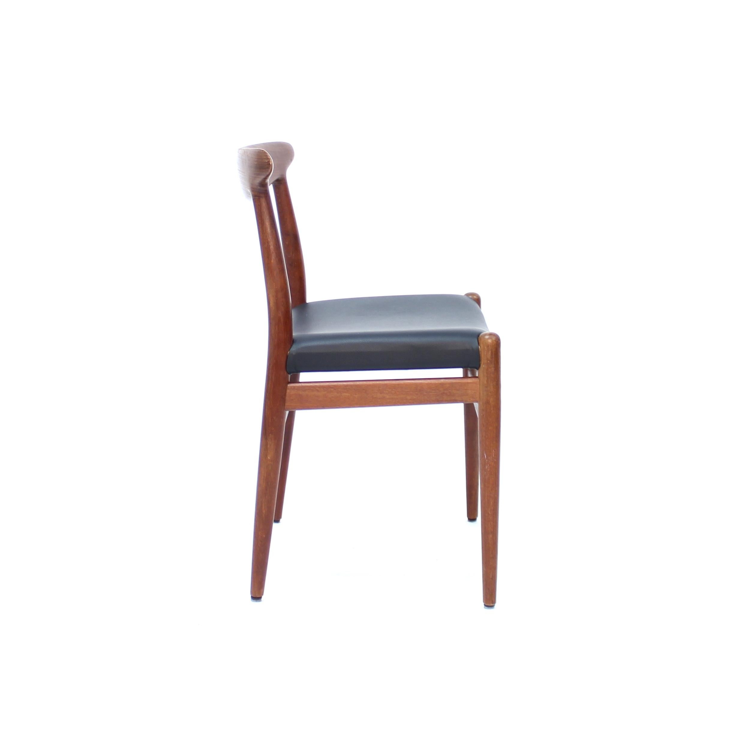 Paire de chaises de salle à manger Hans Wegner en teck et cuir, modèle W2 pour C.M. Madsen, 1 en vente 4
