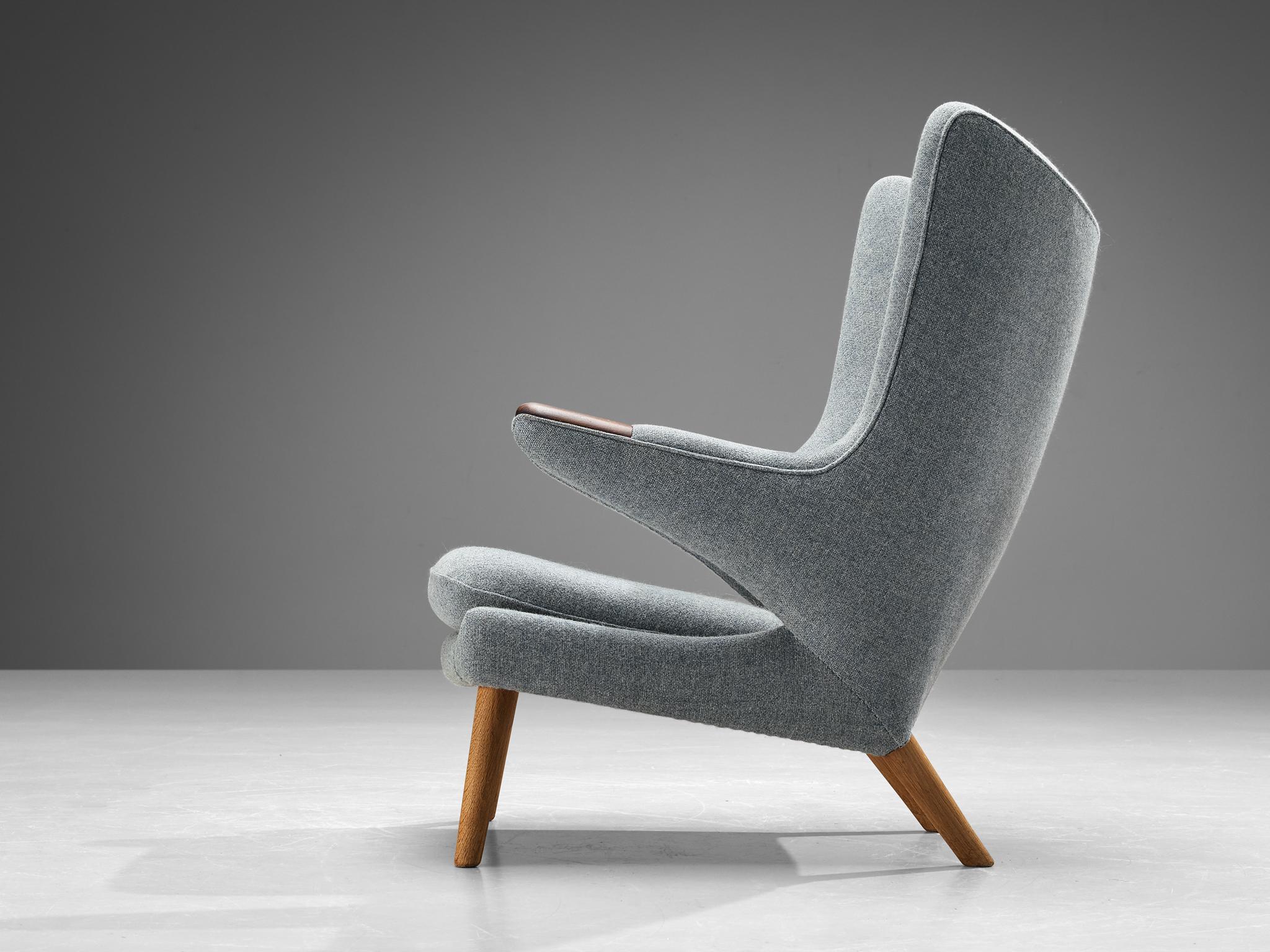 Hans Wegner 'Papa Bear' Chair in Blue Upholstery In Good Condition In Waalwijk, NL