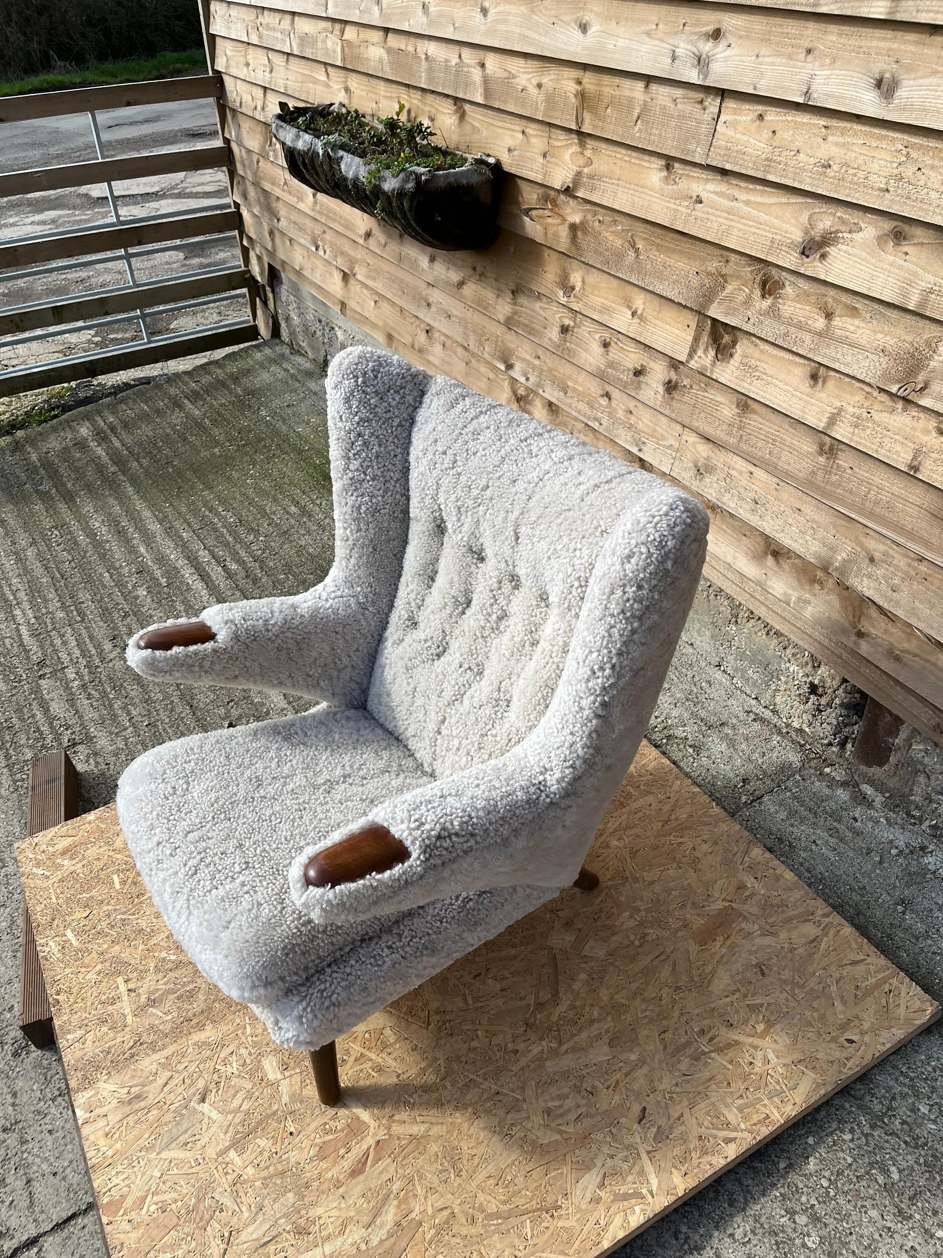 Hans Wegner Papa Bear Chair in Lambs Wool Hide  For Sale 6