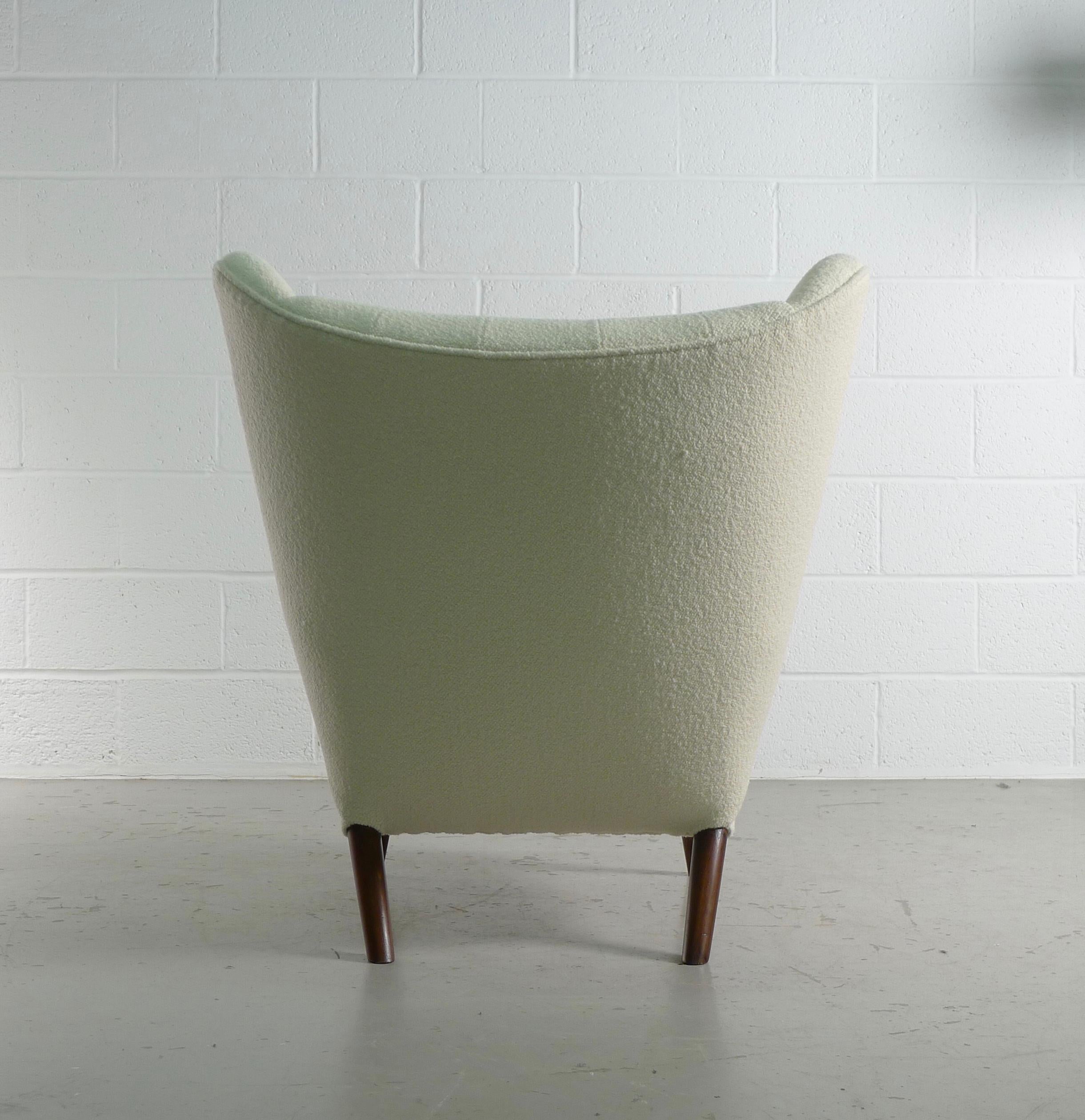 Hans Wegner Papa Bear Chair in white Boucle, 1951, AP Stolen, Denmark 1