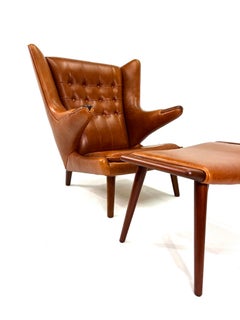 Hans Wegner Papa-Bär-Stuhl und Ottomane für A.P. Gestohlenes Dänemark, 1950er Jahre