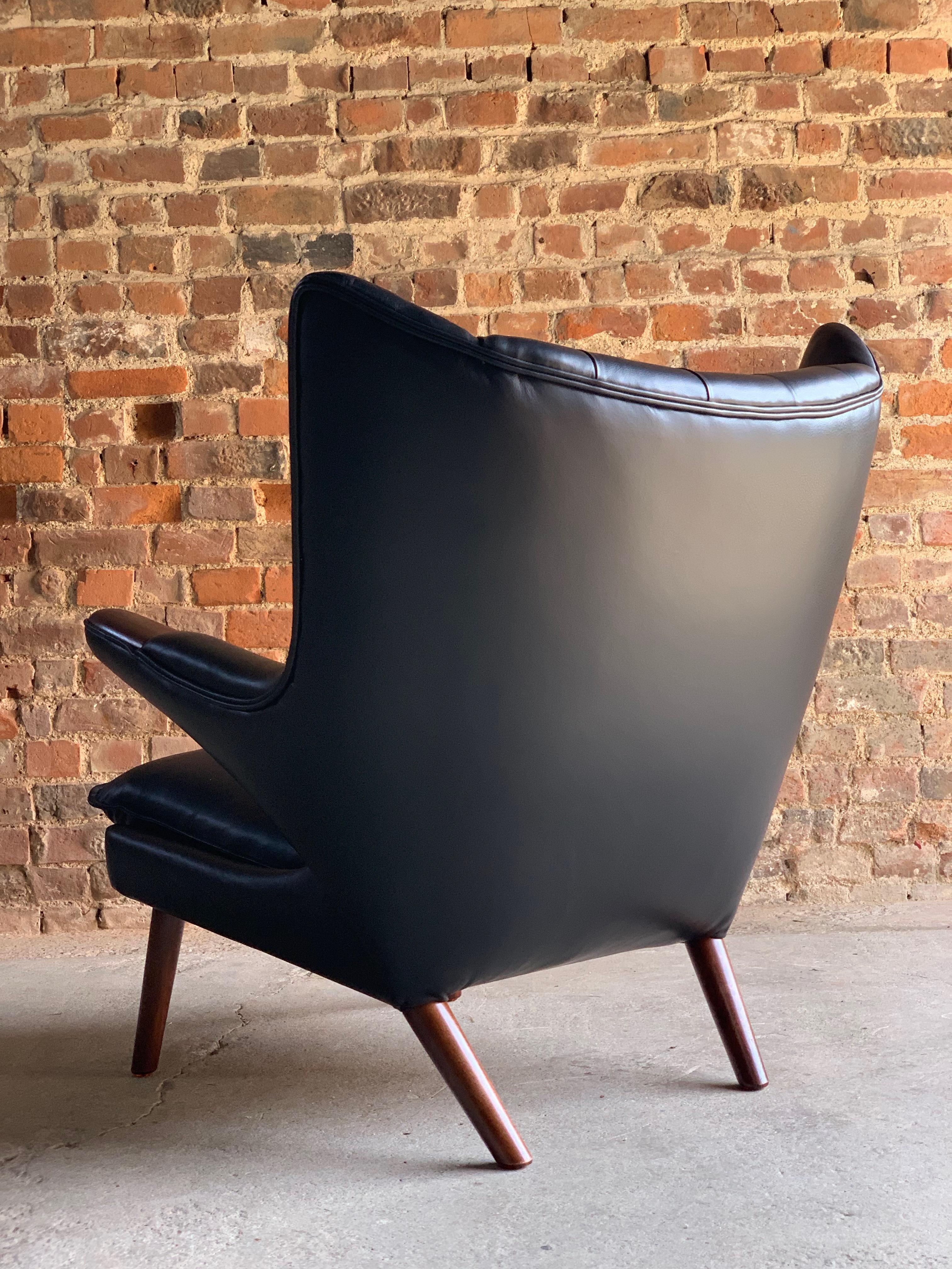 Mid-Century Modern Hans Wegner Papa Bear Lounge Chair Black Leather Model AP19 Denmark, 1963