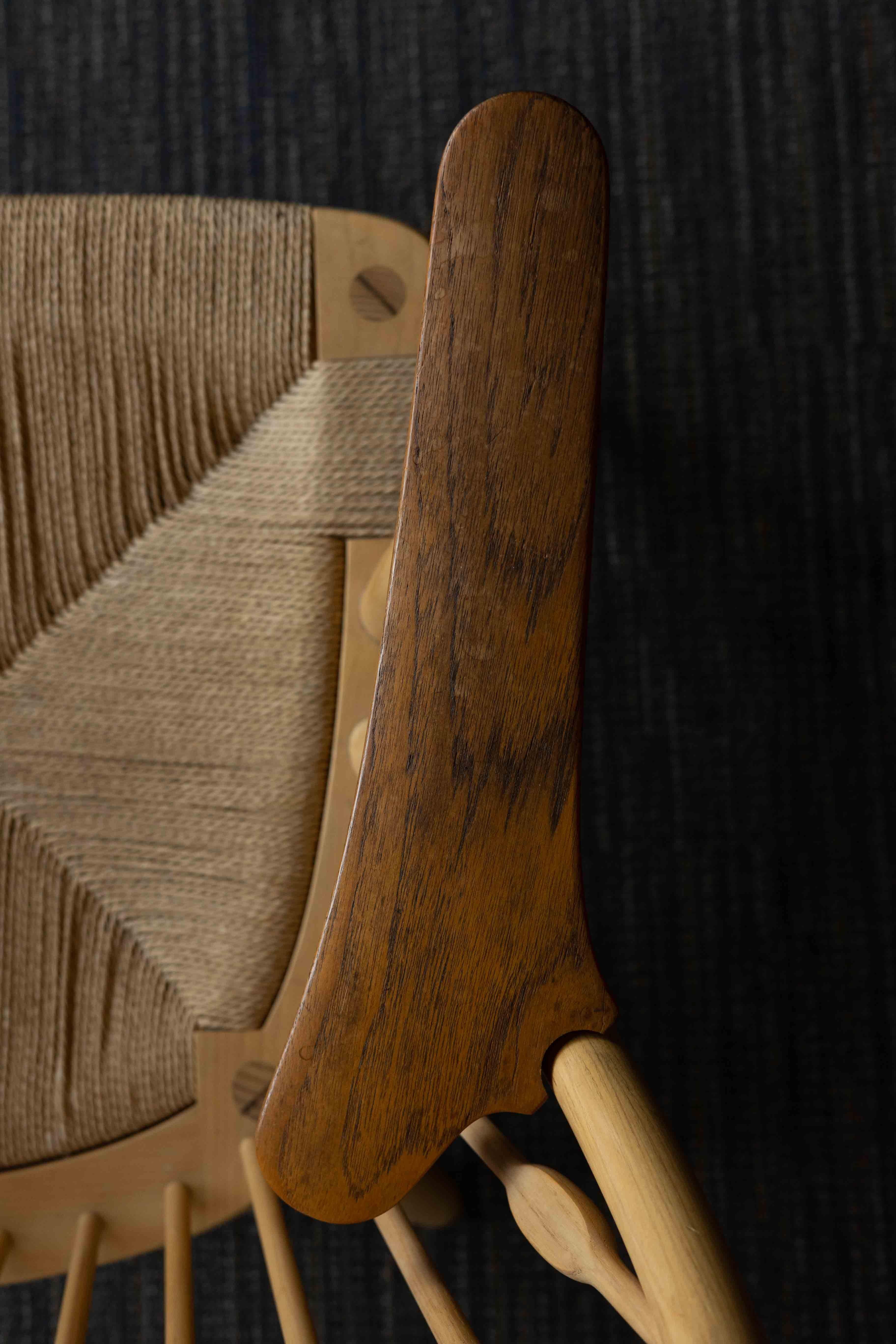 Mid-Century Modern Hans Wegner fauteuil paon en vente
