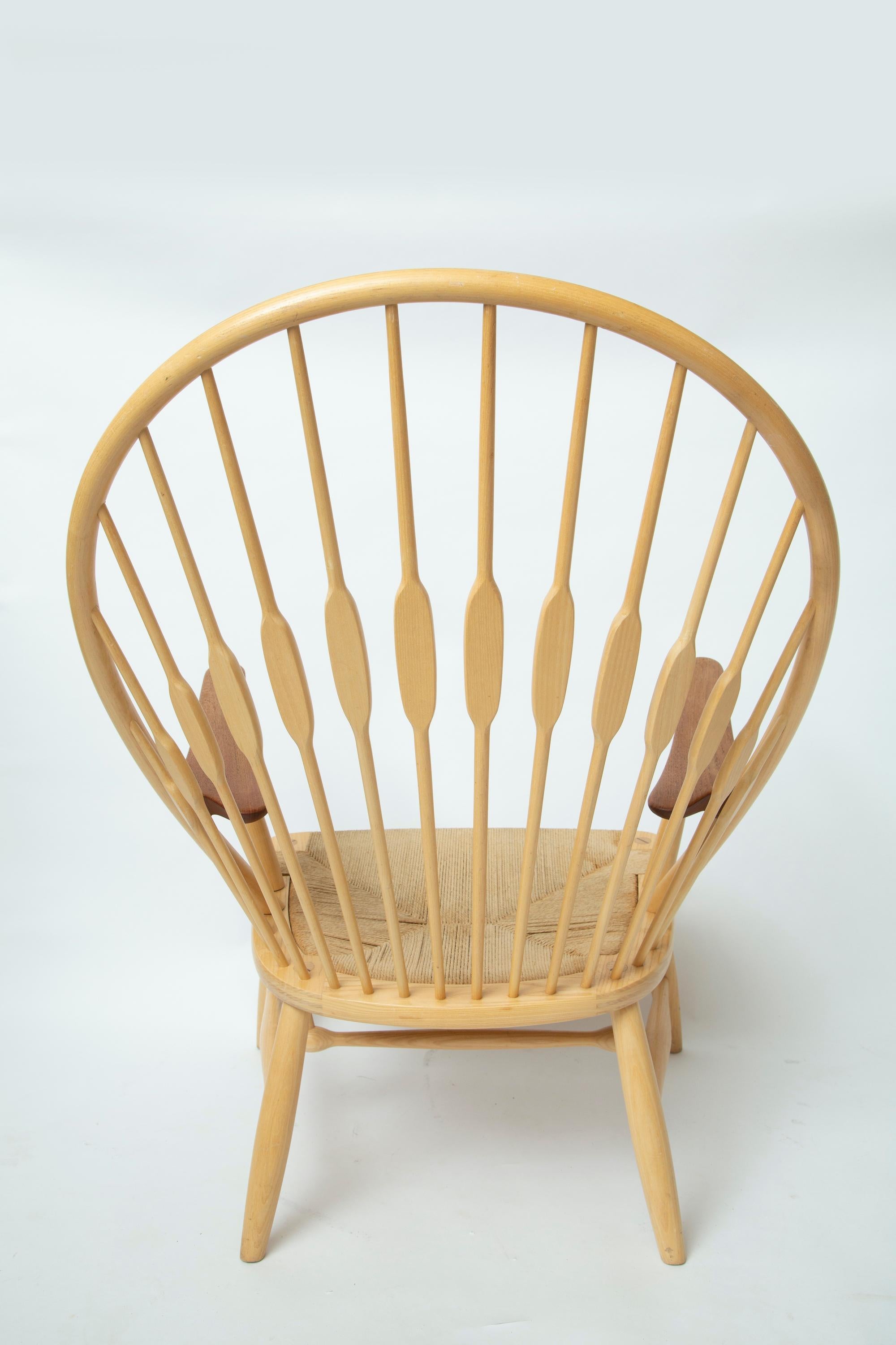 Hans Wegner fauteuils paon en vente 2