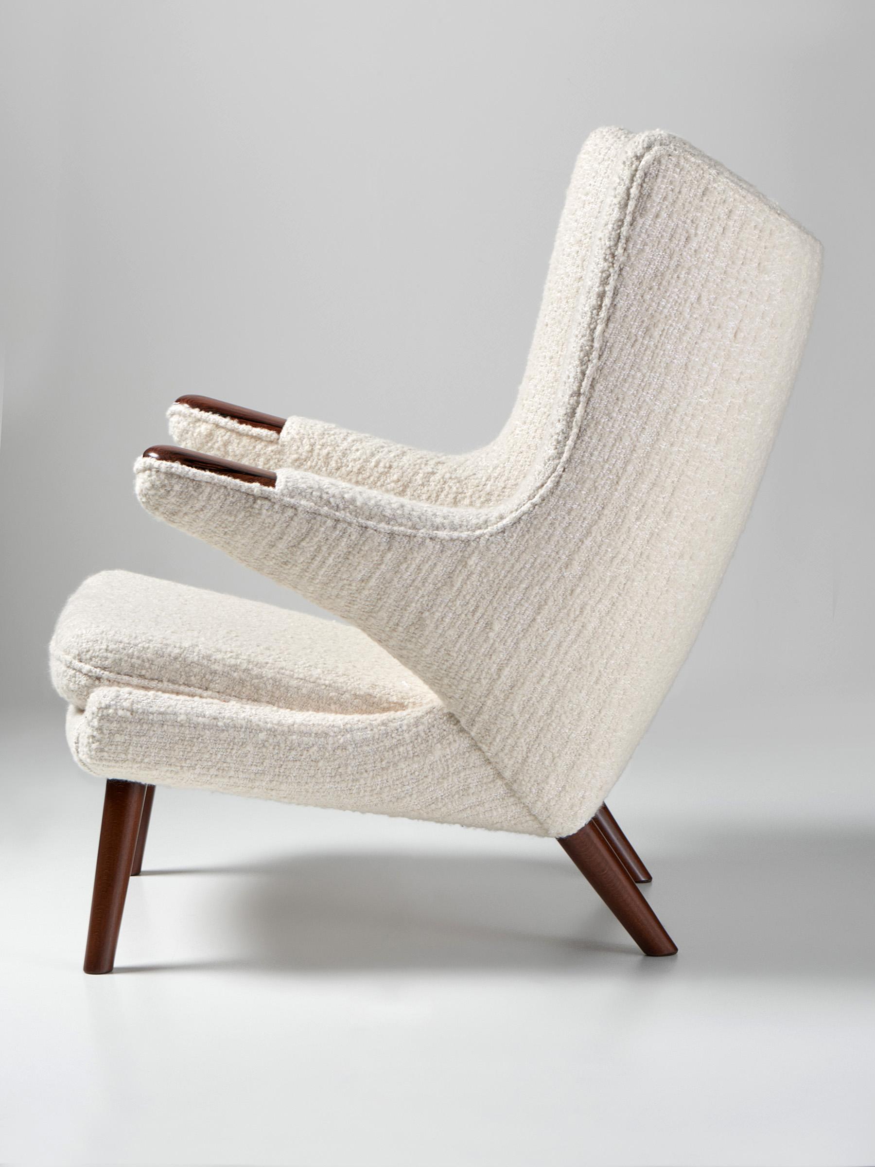 Hans Wegner Rosewood Papa Bear Chair in Off-White Fabric For Sale 2