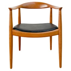 Chaise ronde Hans Wegner « JH 503 » en teck