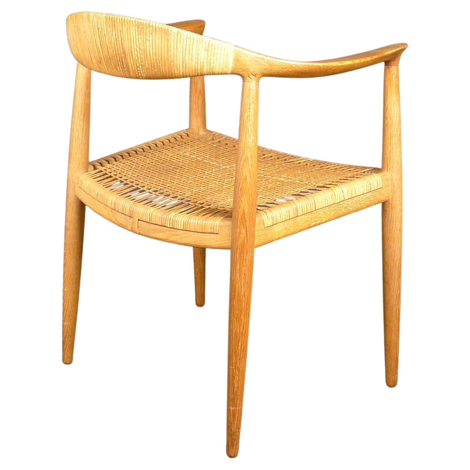 Hans Wegner, Chaise ronde JH501, chêne et rotin, fabriqué par Johannes Hansen