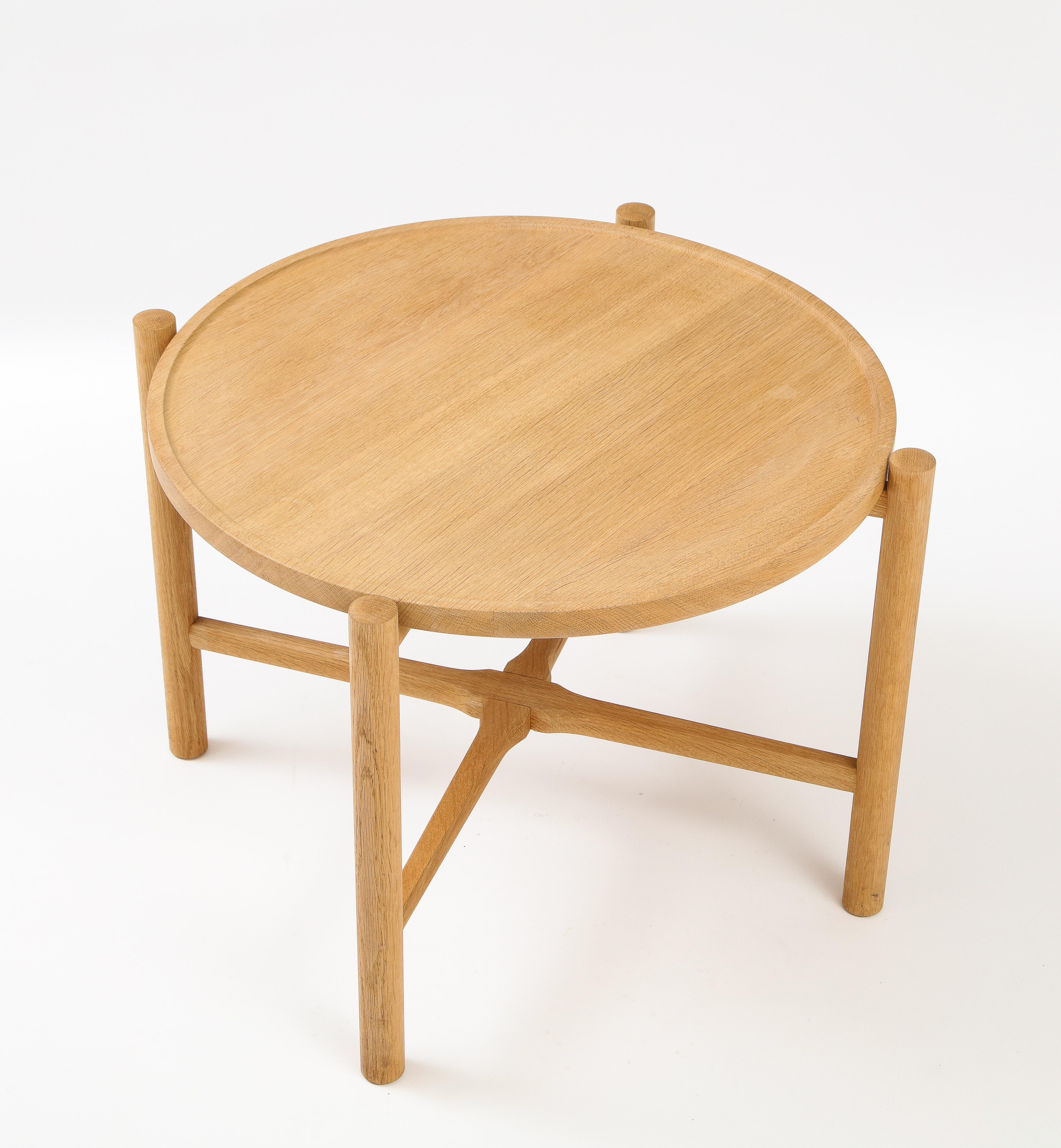 Hans Wegner Round Tray Table, Mod. PP35, Denmark, c. 1960's 4