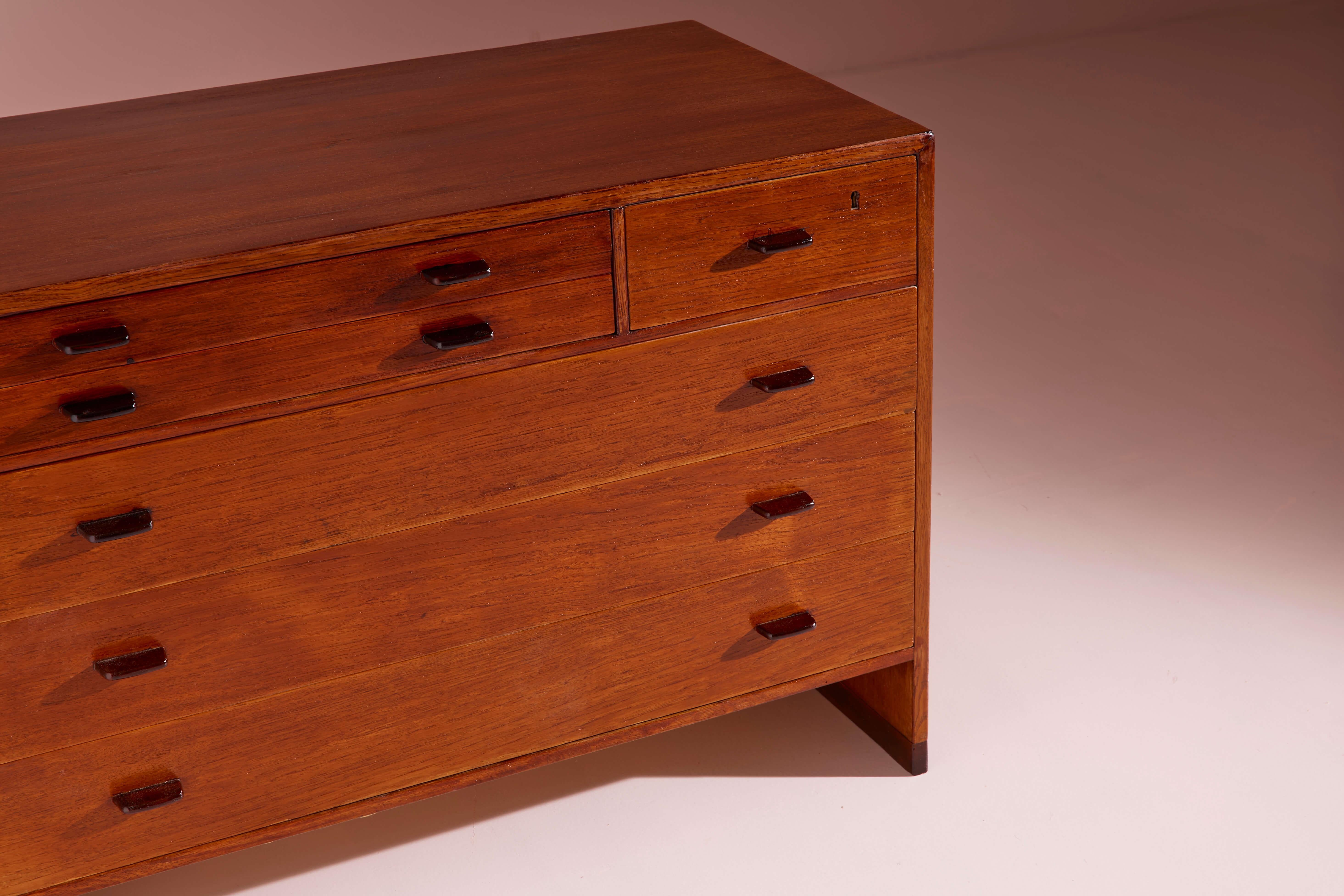 Teak Cassettiera Hans Wegner RY 16, Ry Mobler, Danimarca, anni '60 in vendita