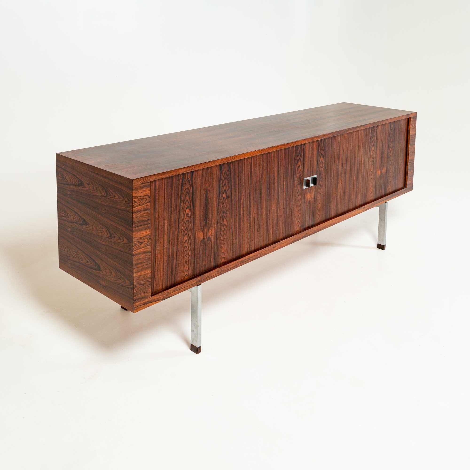 Danish Hans Wegner Ry-25 Rosewood President Sideboard/Credenza Produced by RY Møbler For Sale
