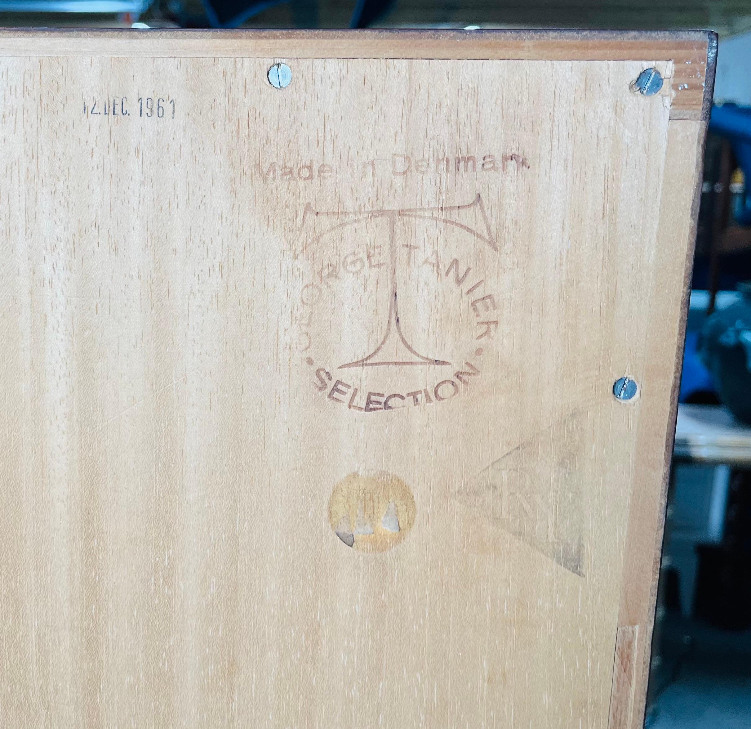 Hans Wegner - RY-33 - Buffet en teck, acier, Oak Oak et rotin - Danemark années 1960 en vente 4