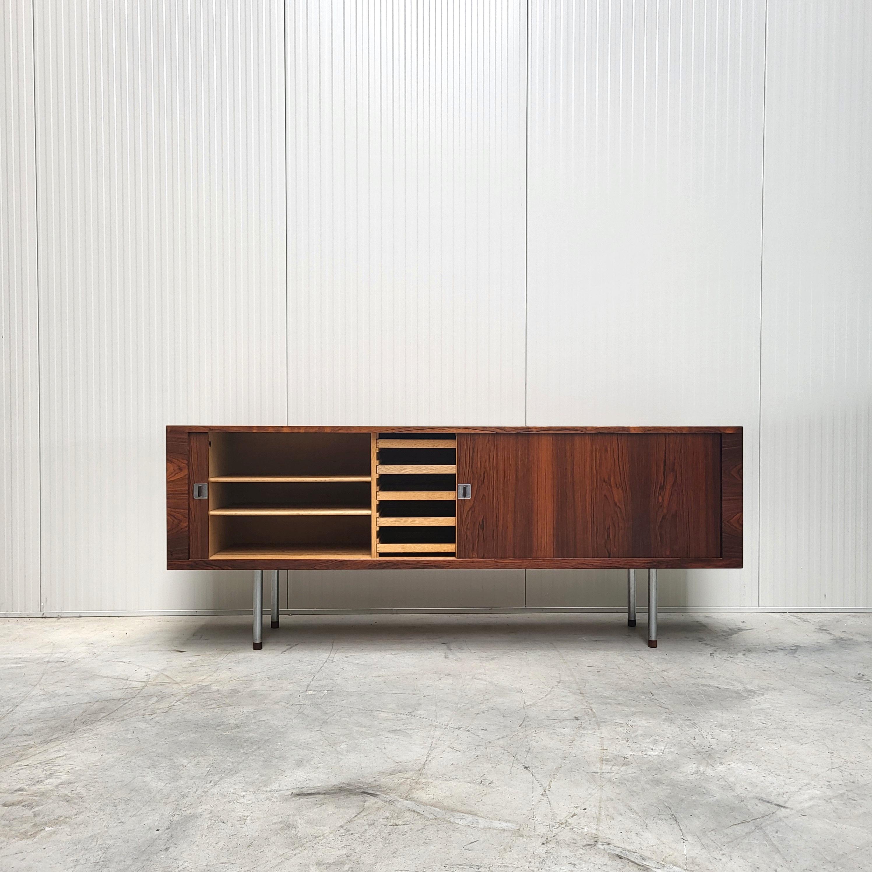 Hans Wegner RY25 Walnut Sideboard Credenza by RY Mobler 1970 3