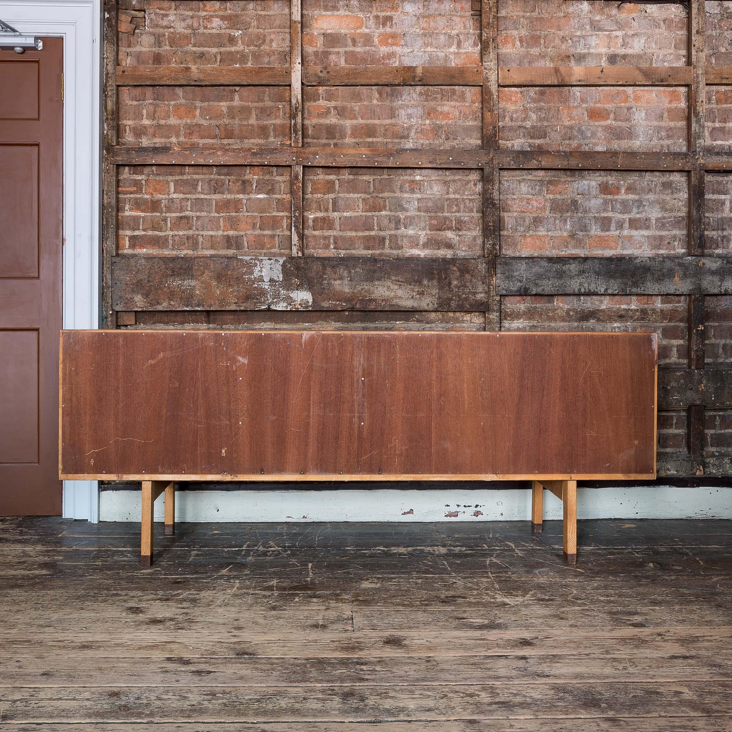 Hans Wegner RY26 Sideboard by RY Møbler For Sale 13