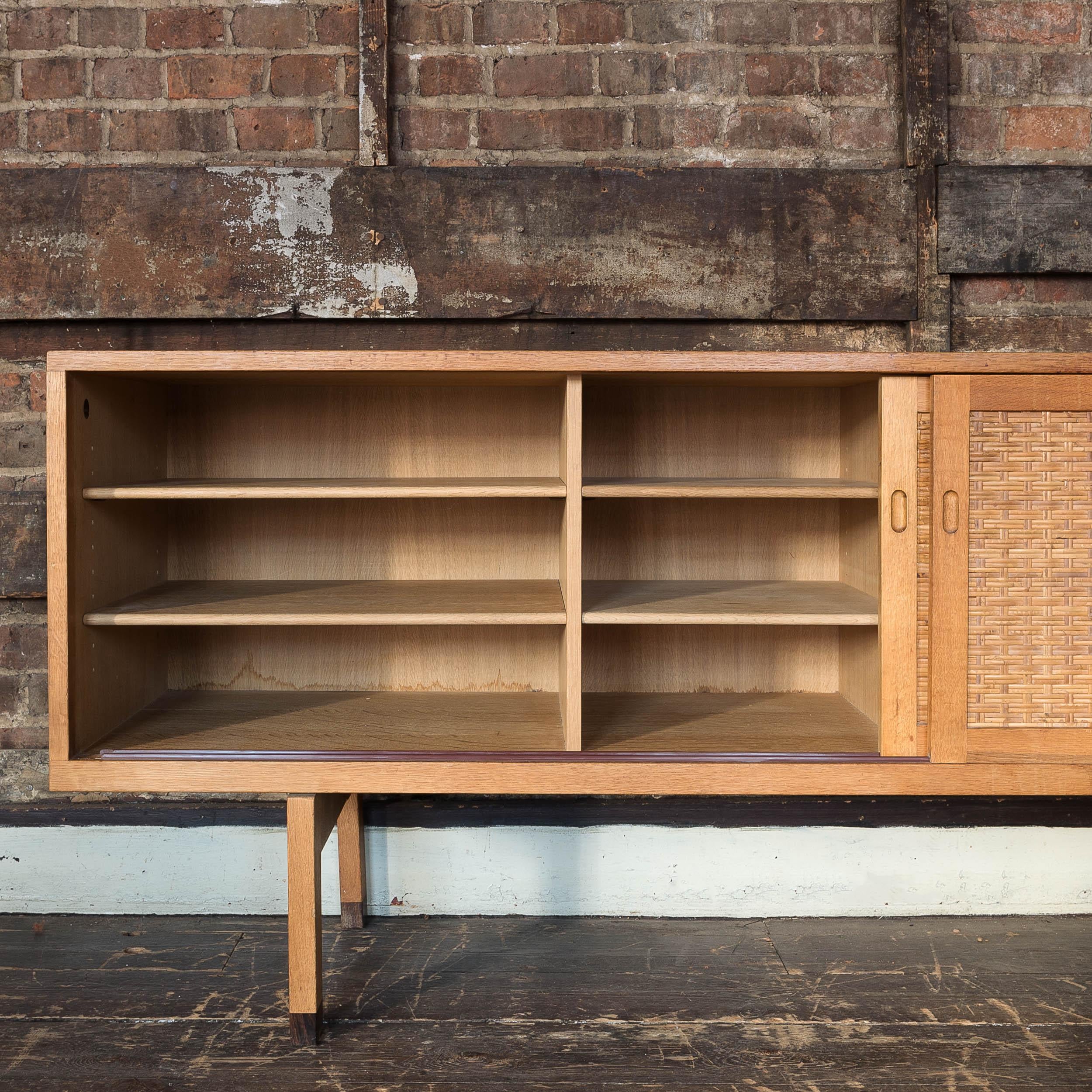 Mid-20th Century Hans Wegner RY26 Sideboard by RY Møbler For Sale