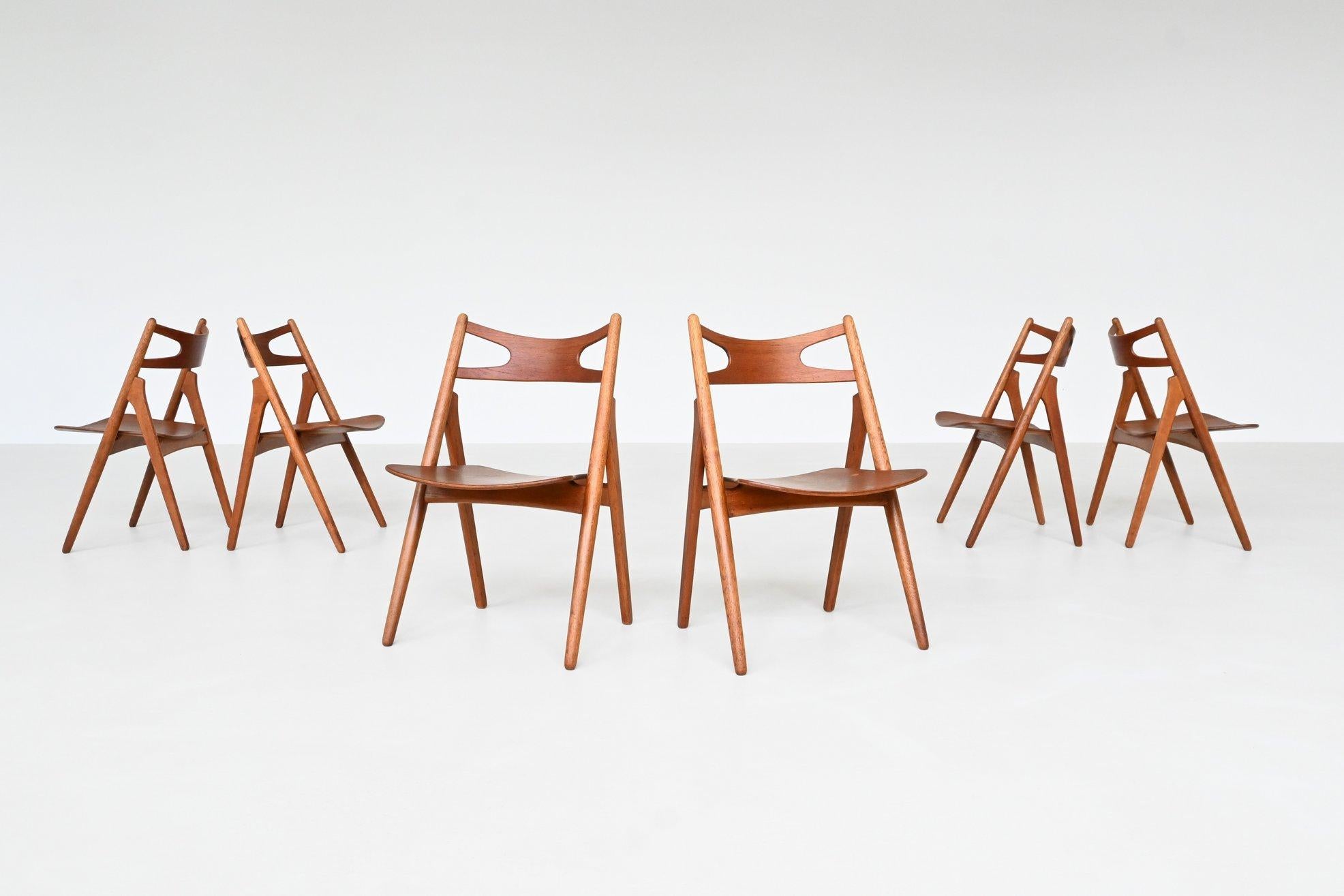 Danish Hans Wegner Sawbuck CH29 dining chairs Carl Hansen & Son Denmark 1952 For Sale