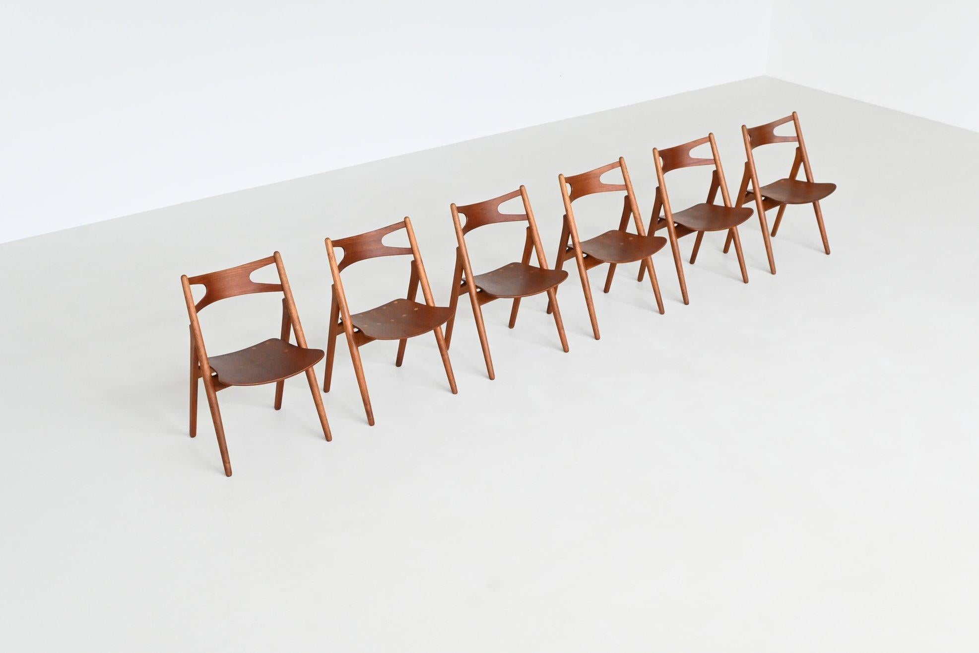 Hans Wegner Sawbuck CH29 dining chairs Carl Hansen & Son Denmark 1952 For Sale 1