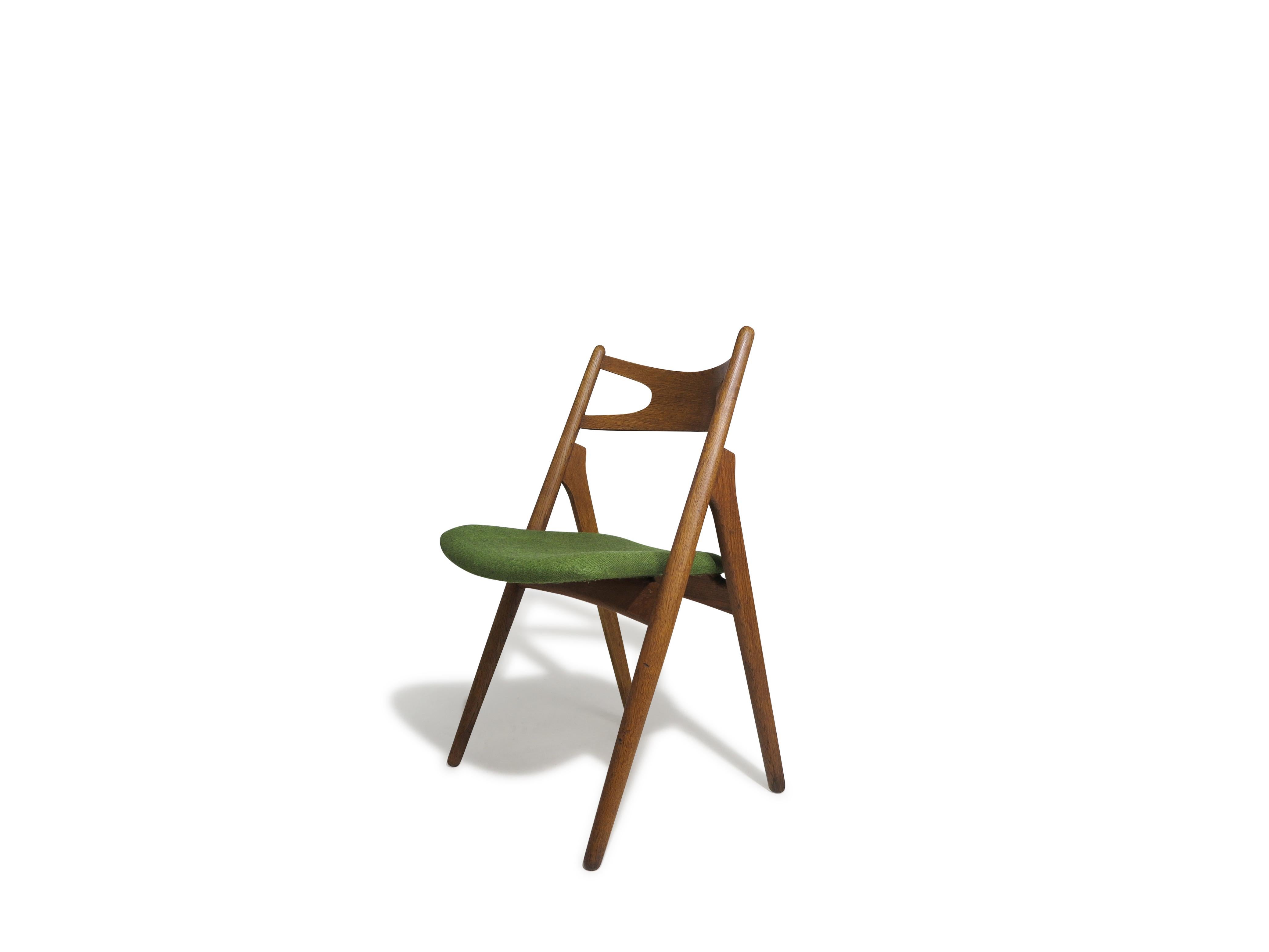 Scandinavo moderno Sedie da pranzo Hans Wegner Sawbuck CH29, quattro (4) in vendita