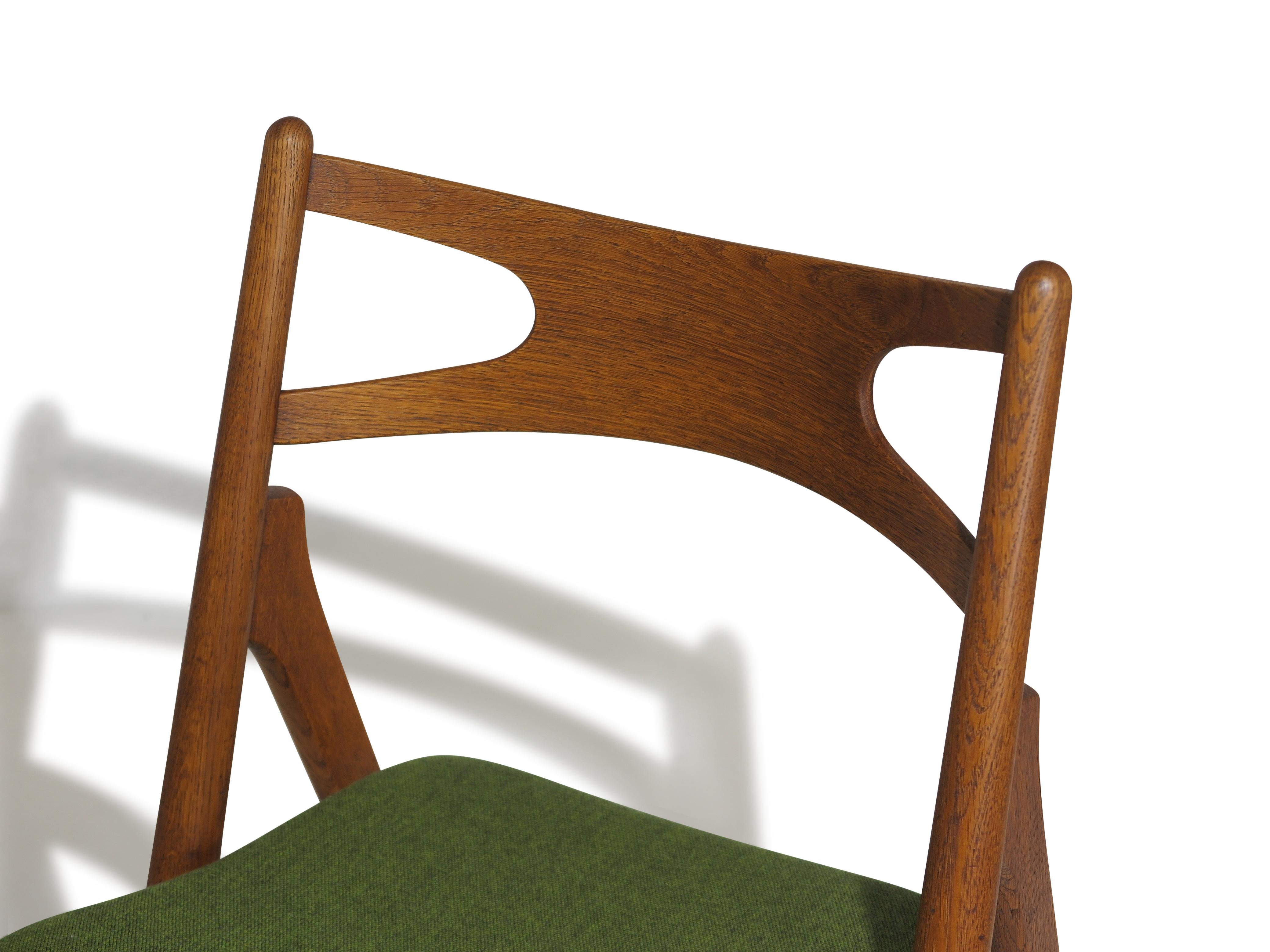 Sedie da pranzo Hans Wegner Sawbuck CH29, quattro (4) in vendita 1