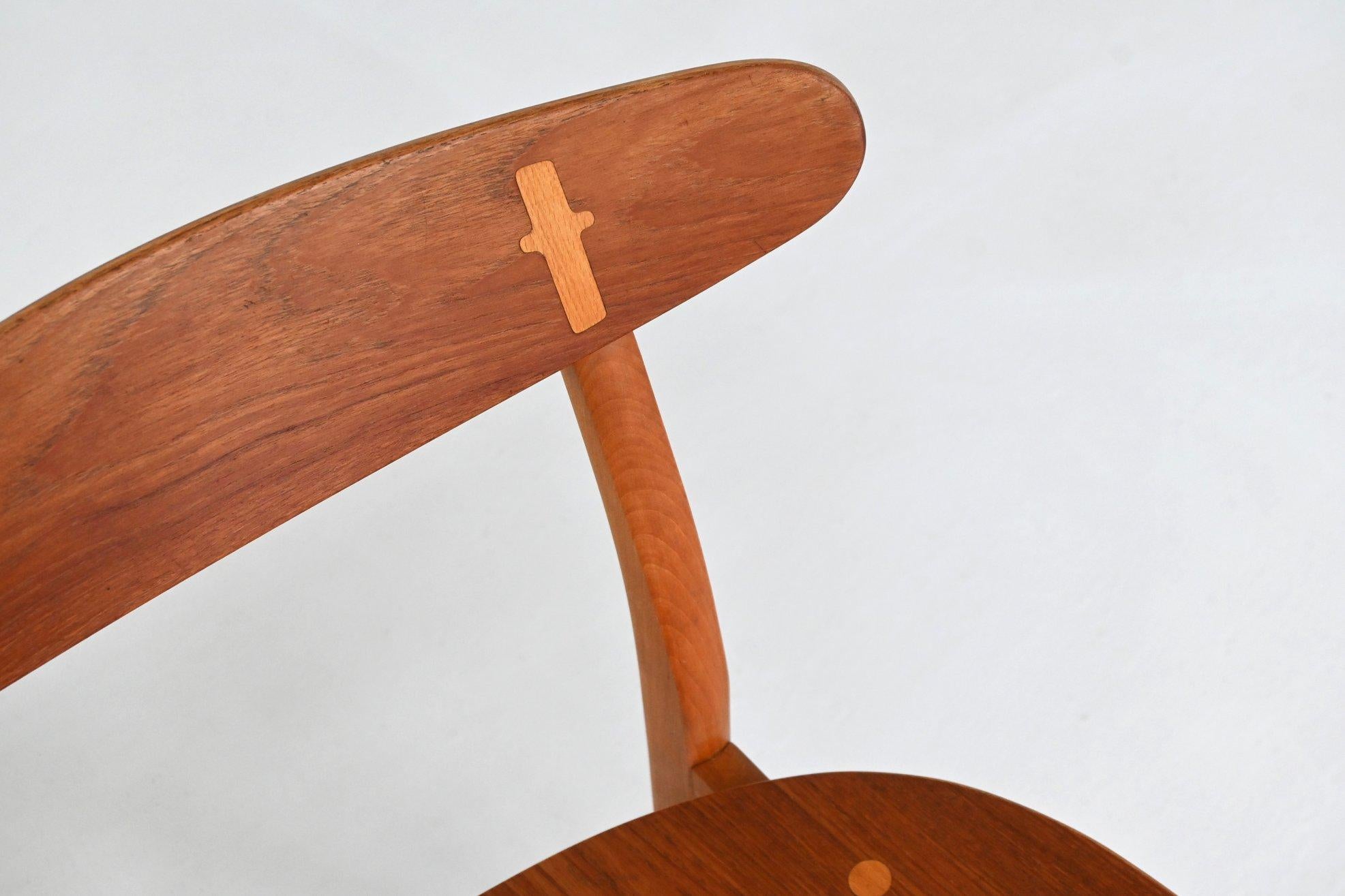 Hans Wegner Sawbuck CH30 dining chairs Carl Hansen & Son Denmark 1952 im Angebot 8