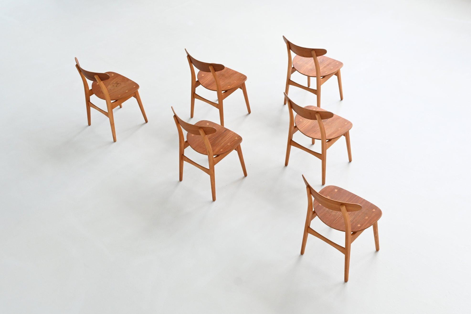 Hans Wegner Sawbuck CH30 dining chairs Carl Hansen & Son Denmark 1952 (Buchenholz) im Angebot