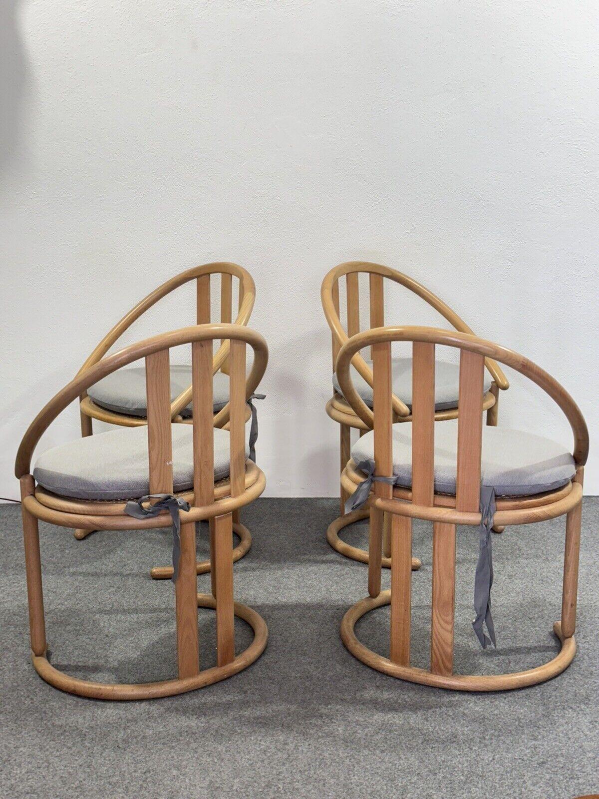 Hans Wegner Set Di 4 Sedie Design 1960 Modernariato In condizioni buone in vendita a Taranto, IT