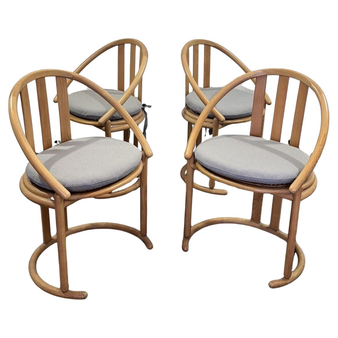 Hans Wegner Set Di 4 Sedie Design 1960 Modernariato in vendita