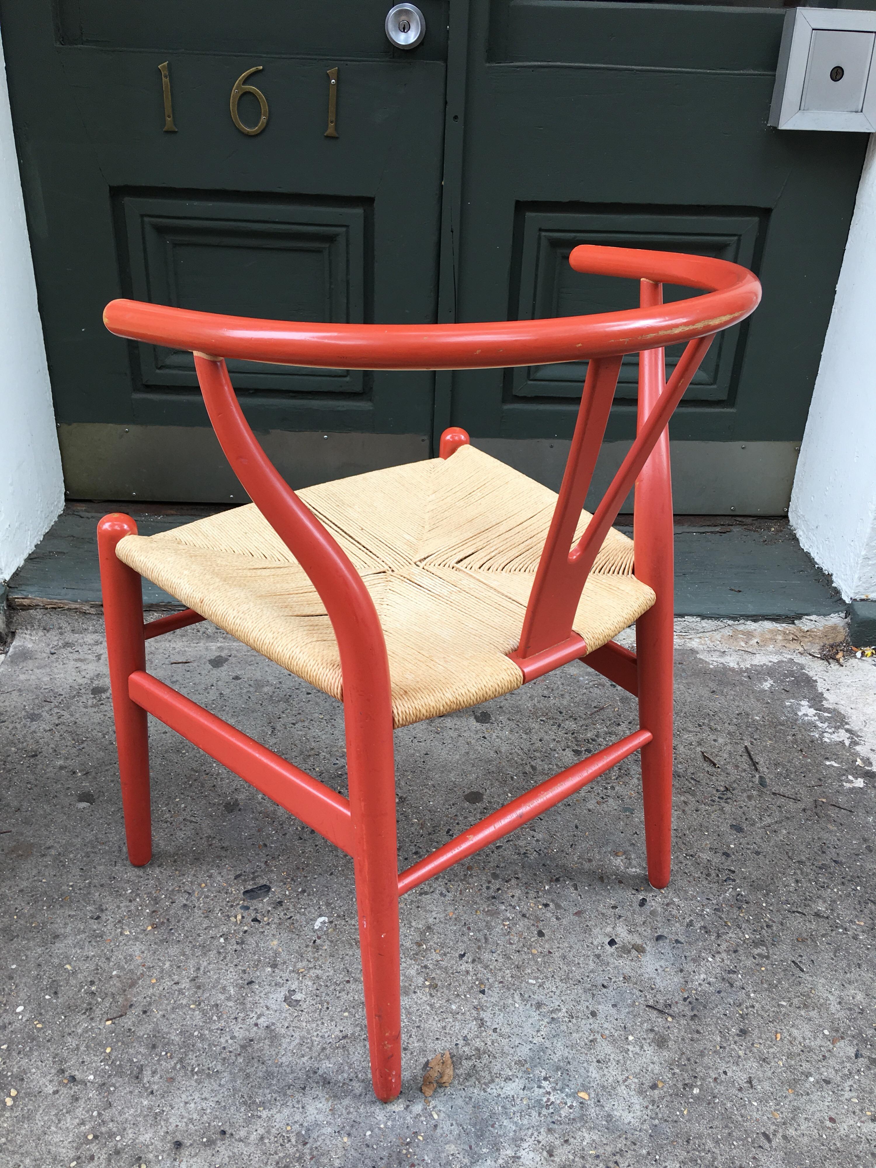 Hans Wegner Set of Six Wishbone Dining Chairs In Good Condition In Philadelphia, PA