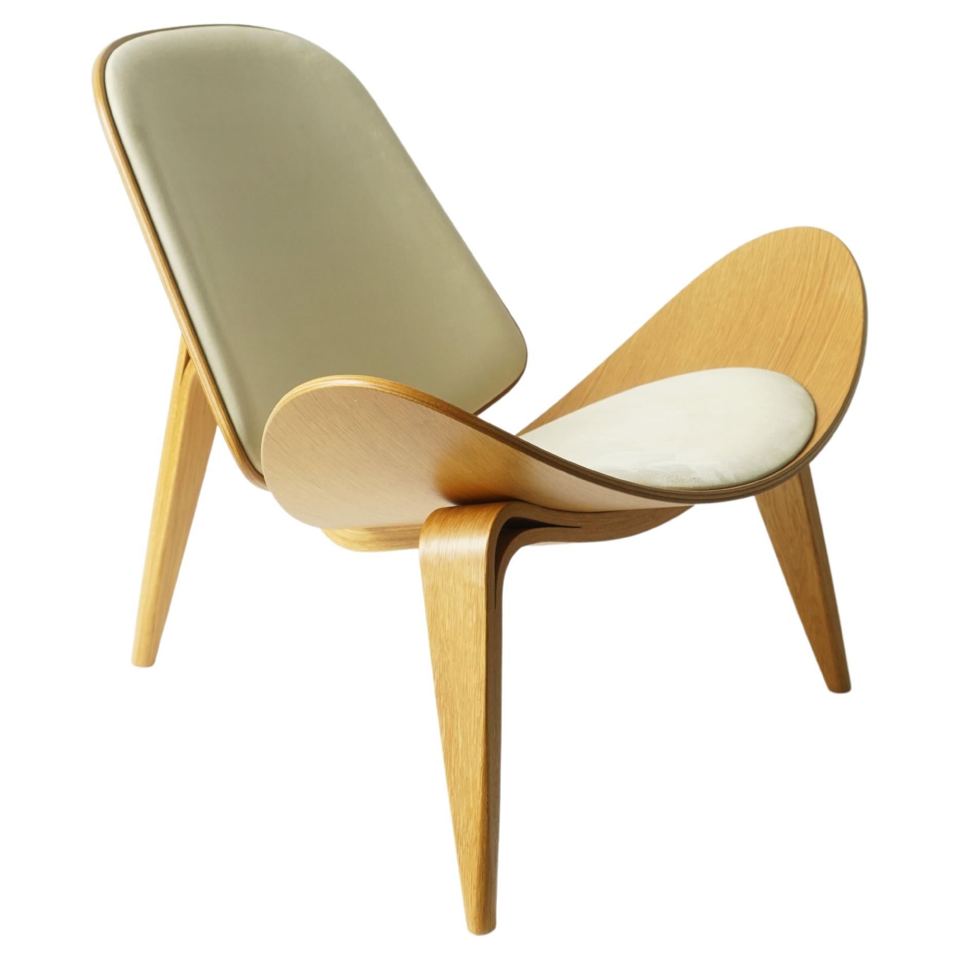 Chaise Shell de Hans Wegner pour Carl Hansen & Son, finition chêne Ch07 en vente