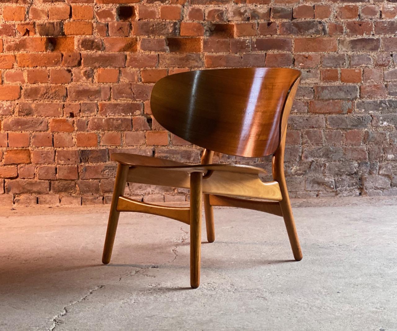 20th Century Hans Wegner Shell Chair Model FH 1936 for Fritz Hansen Midcentury Danish 1950