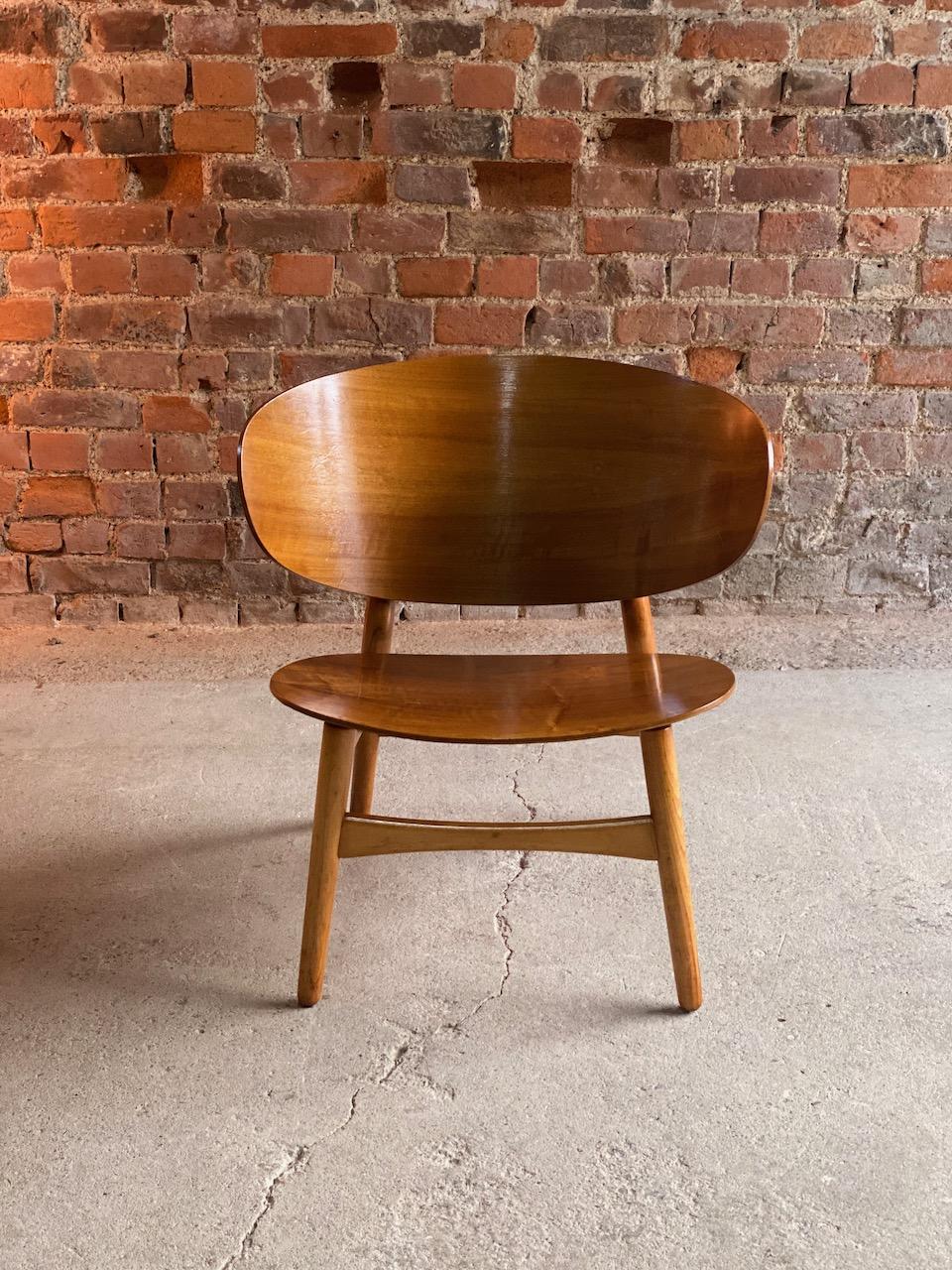 Beech Hans Wegner Shell Chair Model FH 1936 for Fritz Hansen Midcentury Danish, 1950 For Sale