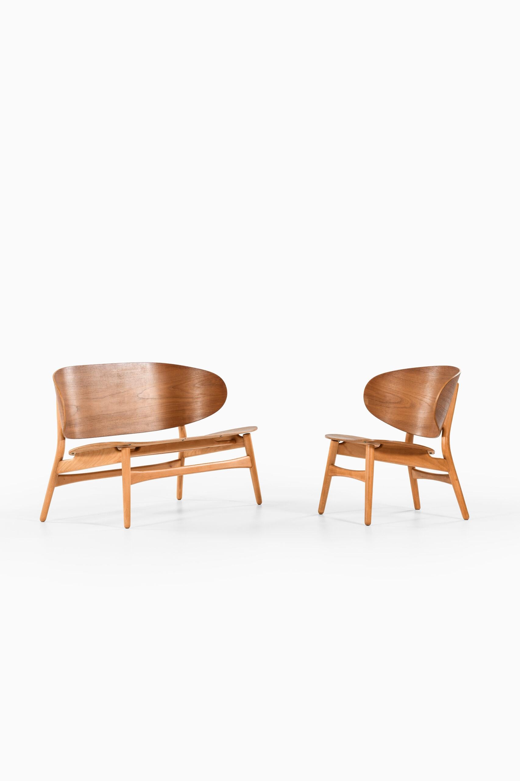 Hans Wegner Shell Easy Chair Model 1936 Produced by Fritz Hansen in Denmark 2