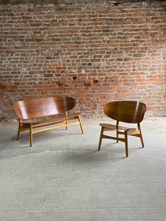 Hans  Wegner Shell Settee Model 1935 & Shell Chair Model 1936 Fritz Hansen 1950
