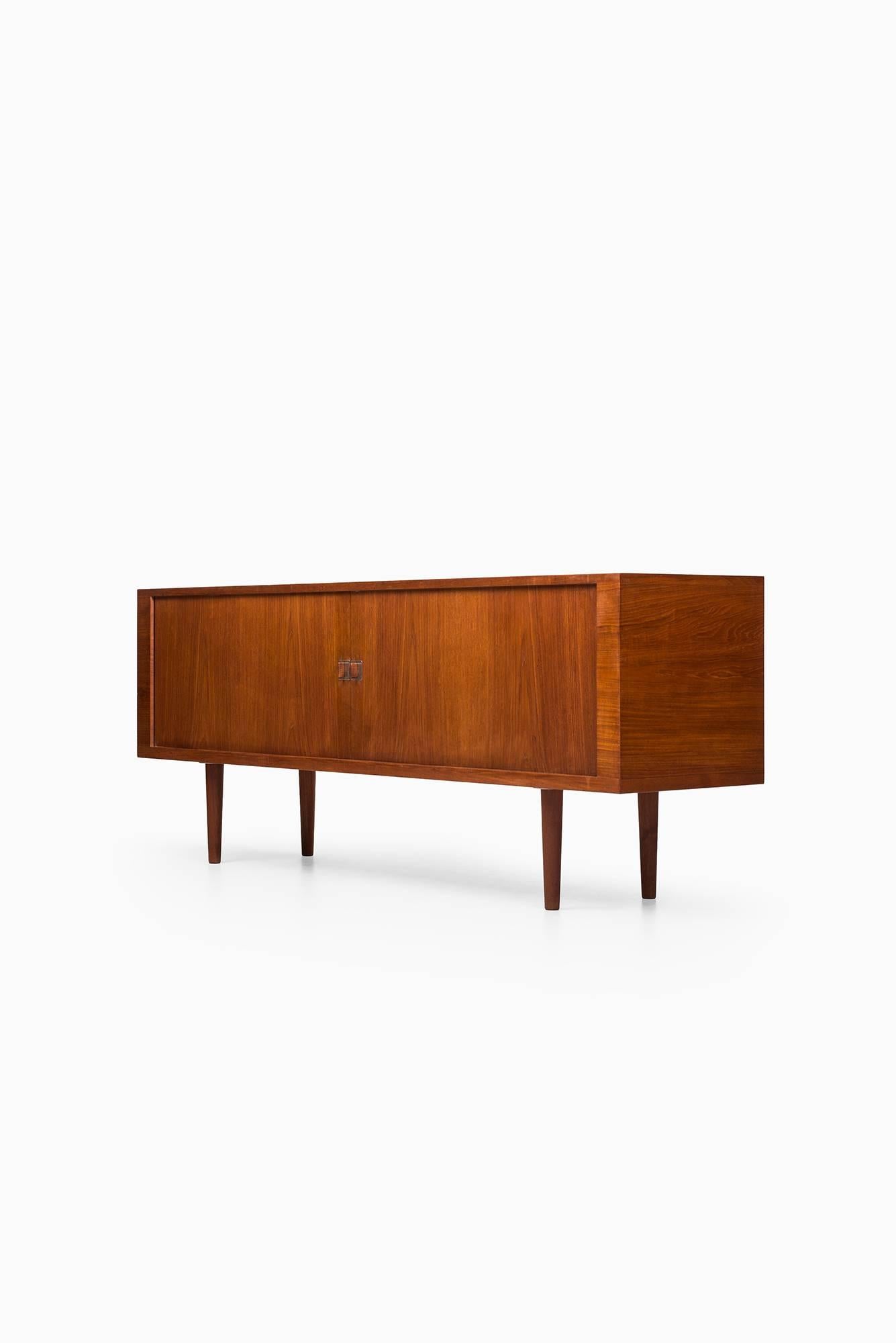 Steel Hans Wegner Sideboard Model RY-25 / President by Ry Møbler in Denmark