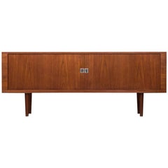 Hans Wegner Sideboard Model RY-25 / President by Ry Møbler in Denmark