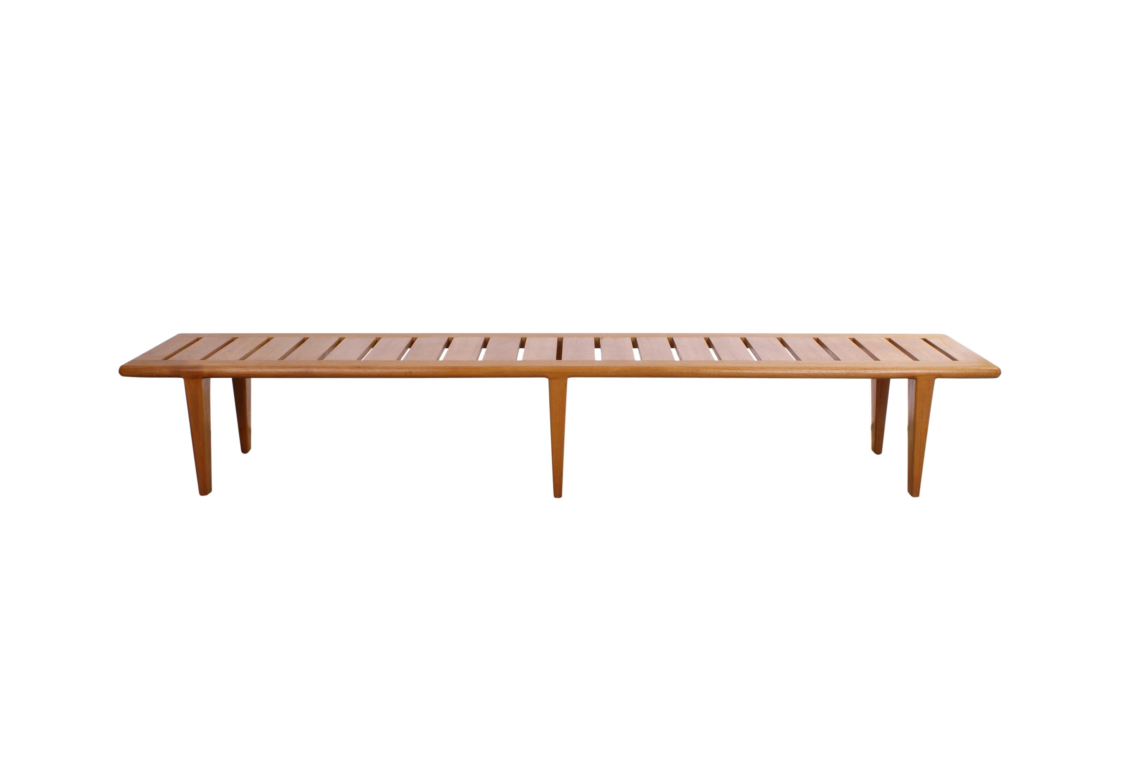 Hans Wegner, slatted bench in teak made by master cabinetmaker Johannes Hansen, 1960s. Model JH-574. Stamped from maker.