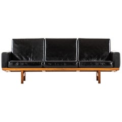 Hans Wegner Sofa Model GE-236 Produced by GETAMA in Denmark