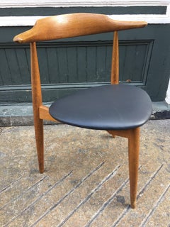 Hans Wegner Stacking Chairs for Fritz Hansen Model 4104