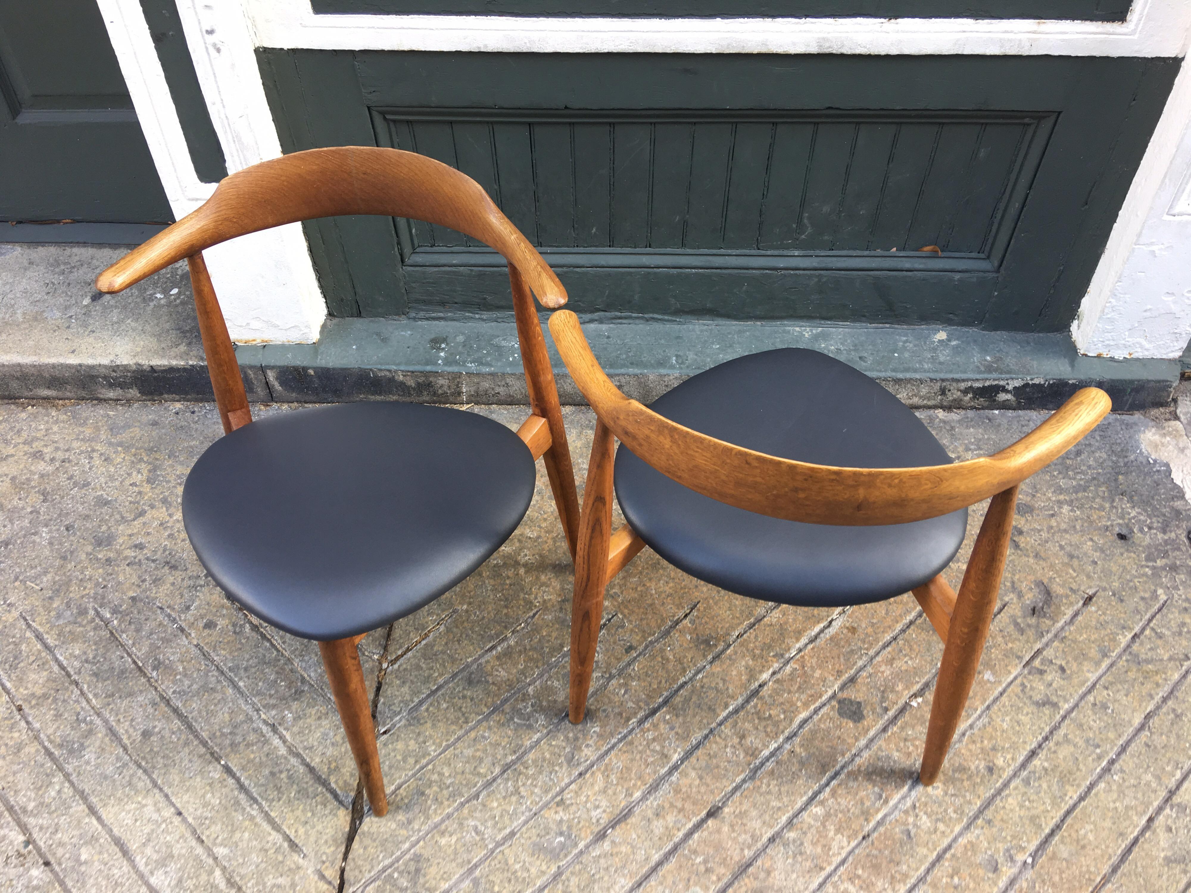 Mid-20th Century Hans Wegner Stacking Chairs for Fritz Hansen Model 4104