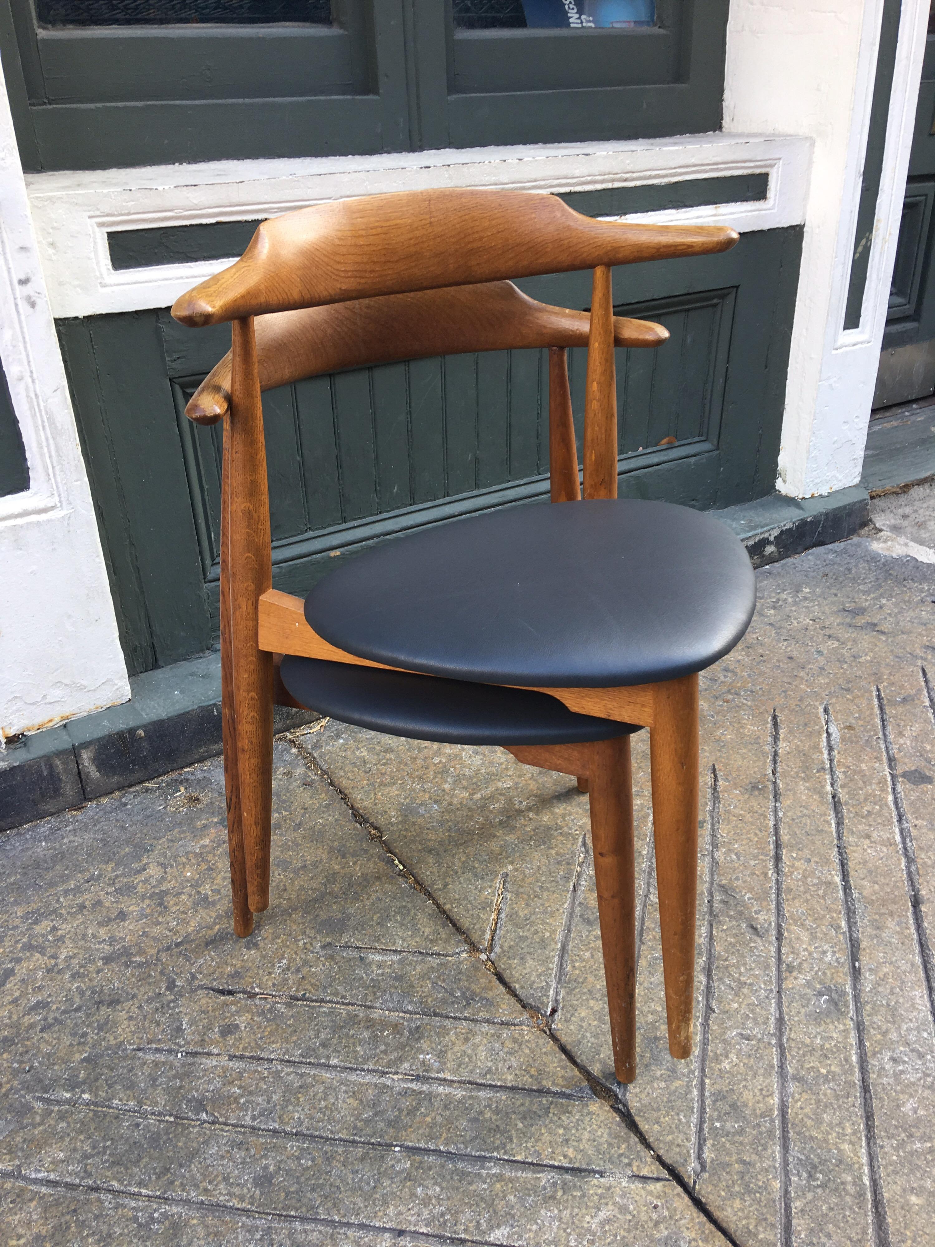 Oak Hans Wegner Stacking Chairs for Fritz Hansen Model 4104