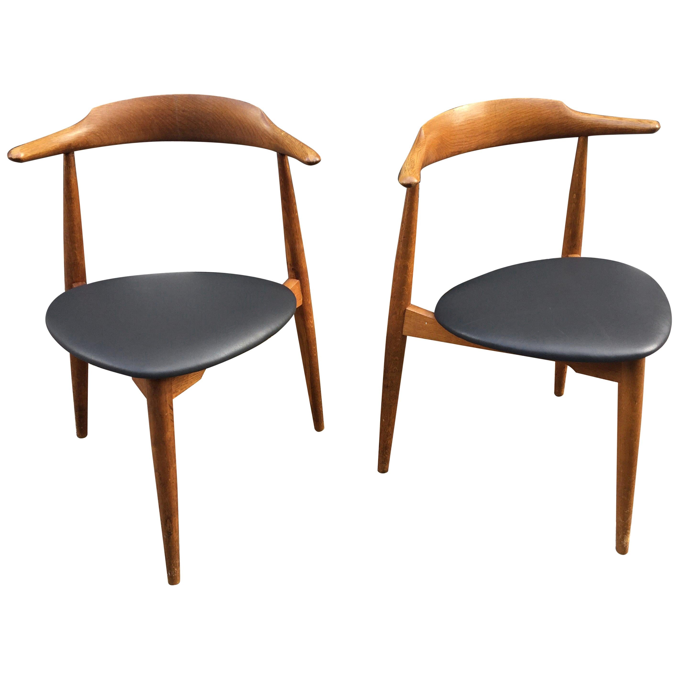 Hans Wegner Stacking Chairs for Fritz Hansen Model 4104