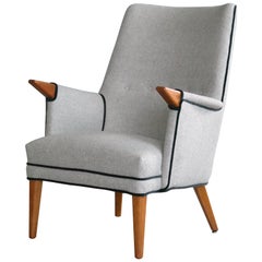 Hans Wegner Style Mama Bear Lounge Chair von Sven Skipper