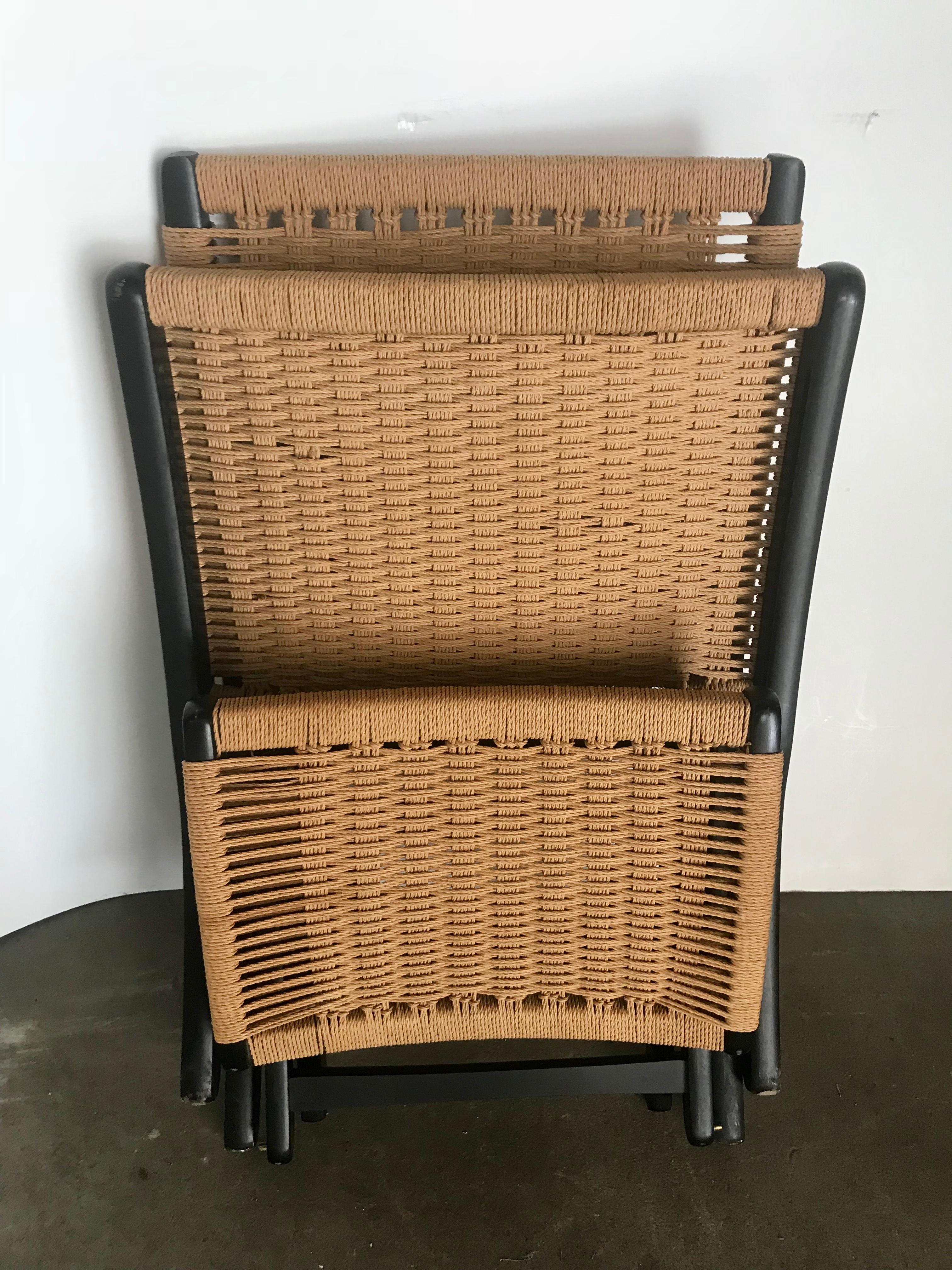 Hans Wegner Style Rope Chair and Ottoman In Good Condition In Buffalo, NY