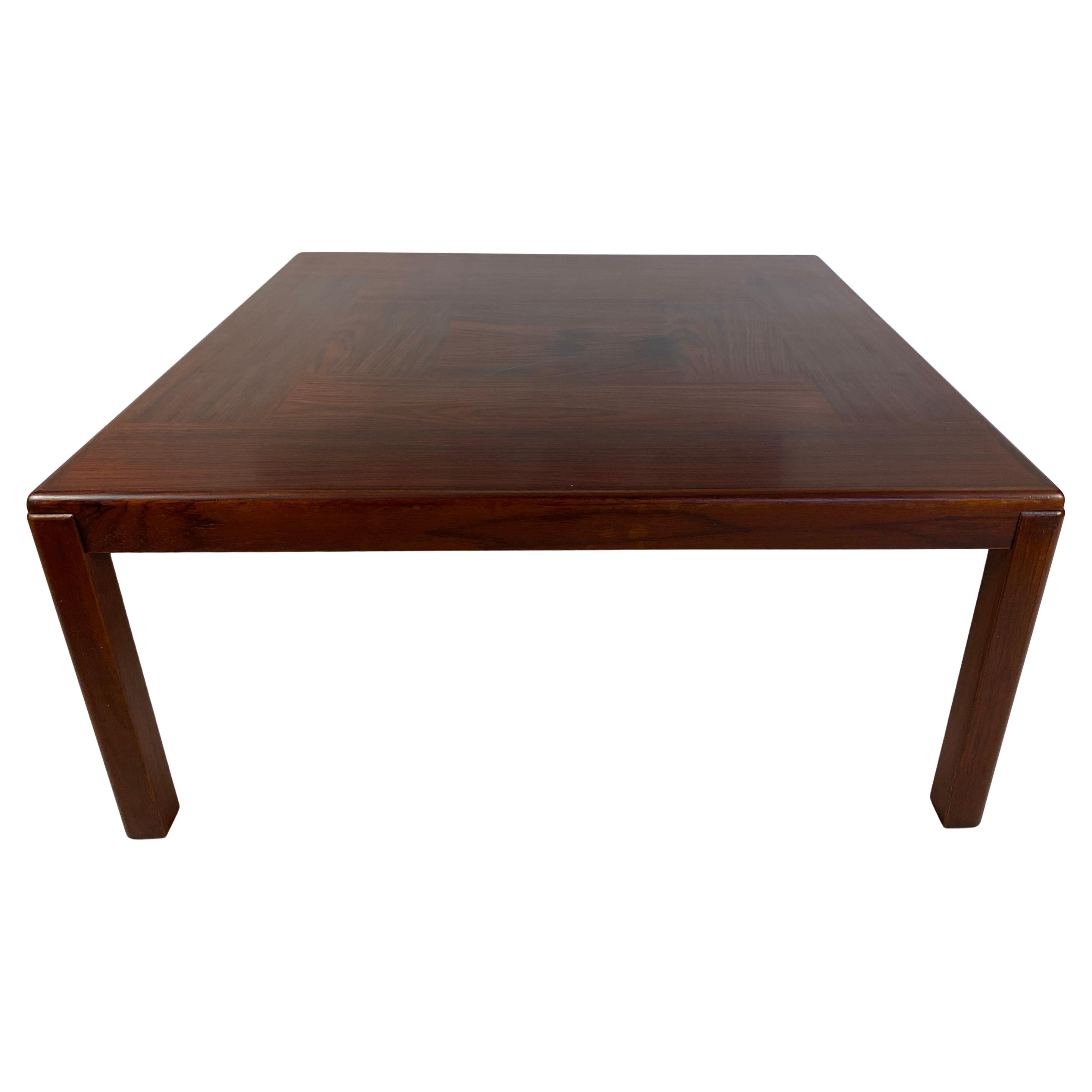 Hans Wegner-Stil Holz-Couchtisch, dänischer Holz-Couchtisch